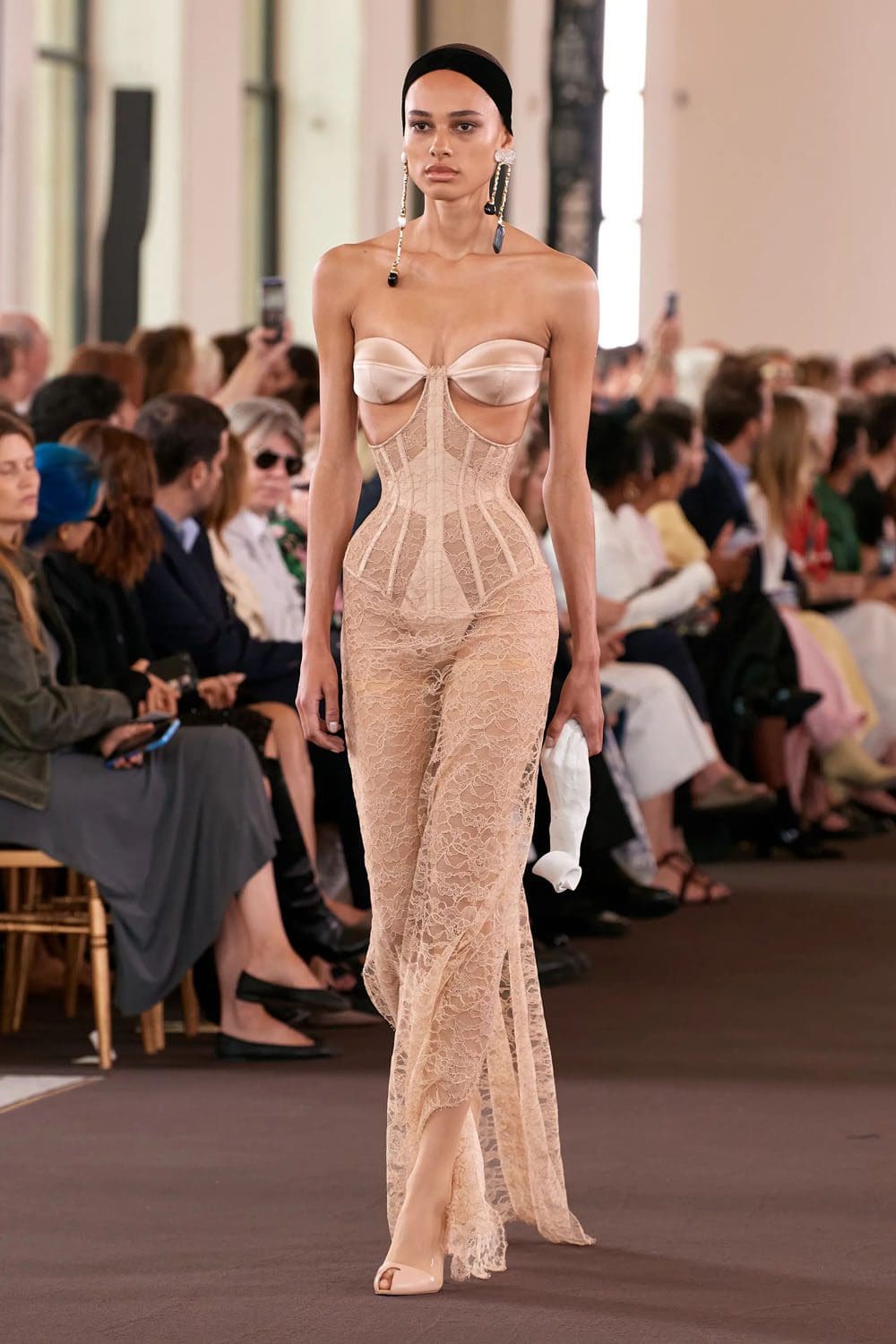 Schiaparelli Haute Couture Fall Winter 2023 2024 Runway Magazine (9)