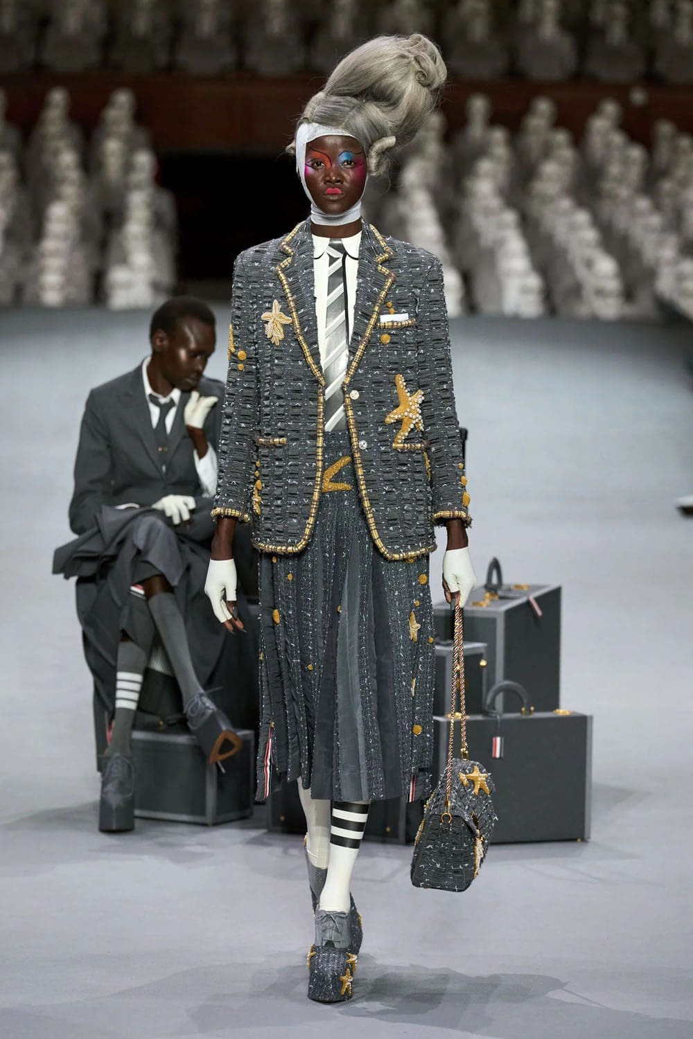 Thom Browne Couture Herbst 2023 2024 Runway Magazin (31)