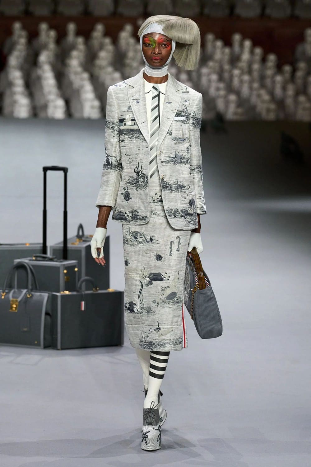 Thom Browne Couture Herbst 2023 2024 Runway Magazin (33)