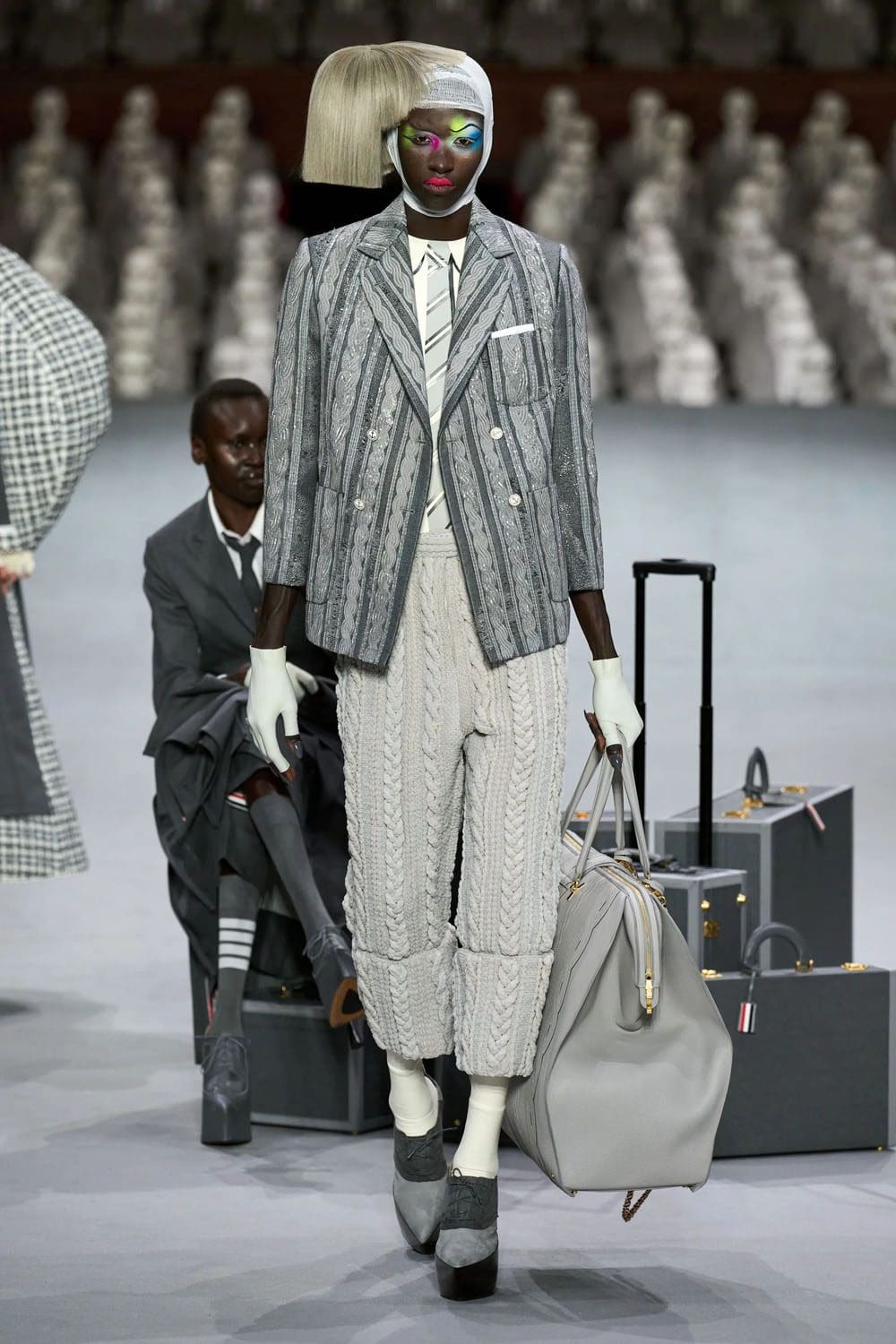 Thom Browne Couture Herbst 2023 2024 Runway Magazin (39)