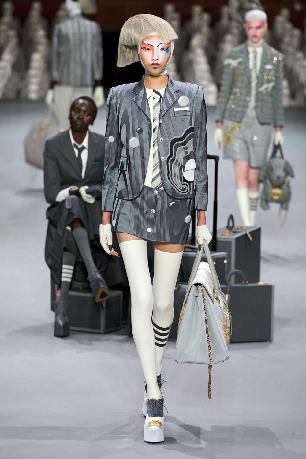 Thom Browne Couture Herbst 2023 2024 Runway Magazin (41)