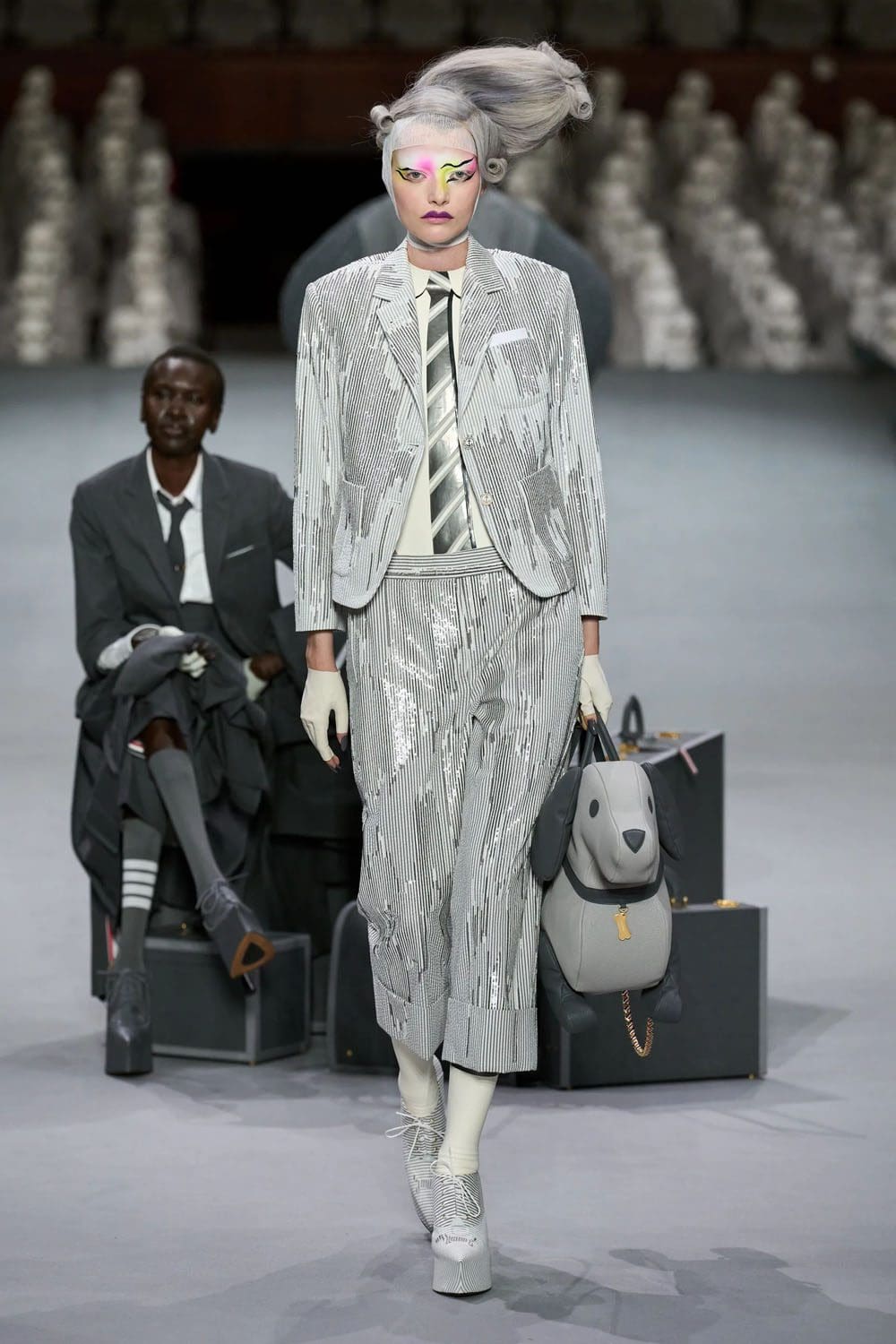 Thom Browne Couture Herbst 2023 2024 Runway Magazin (47)