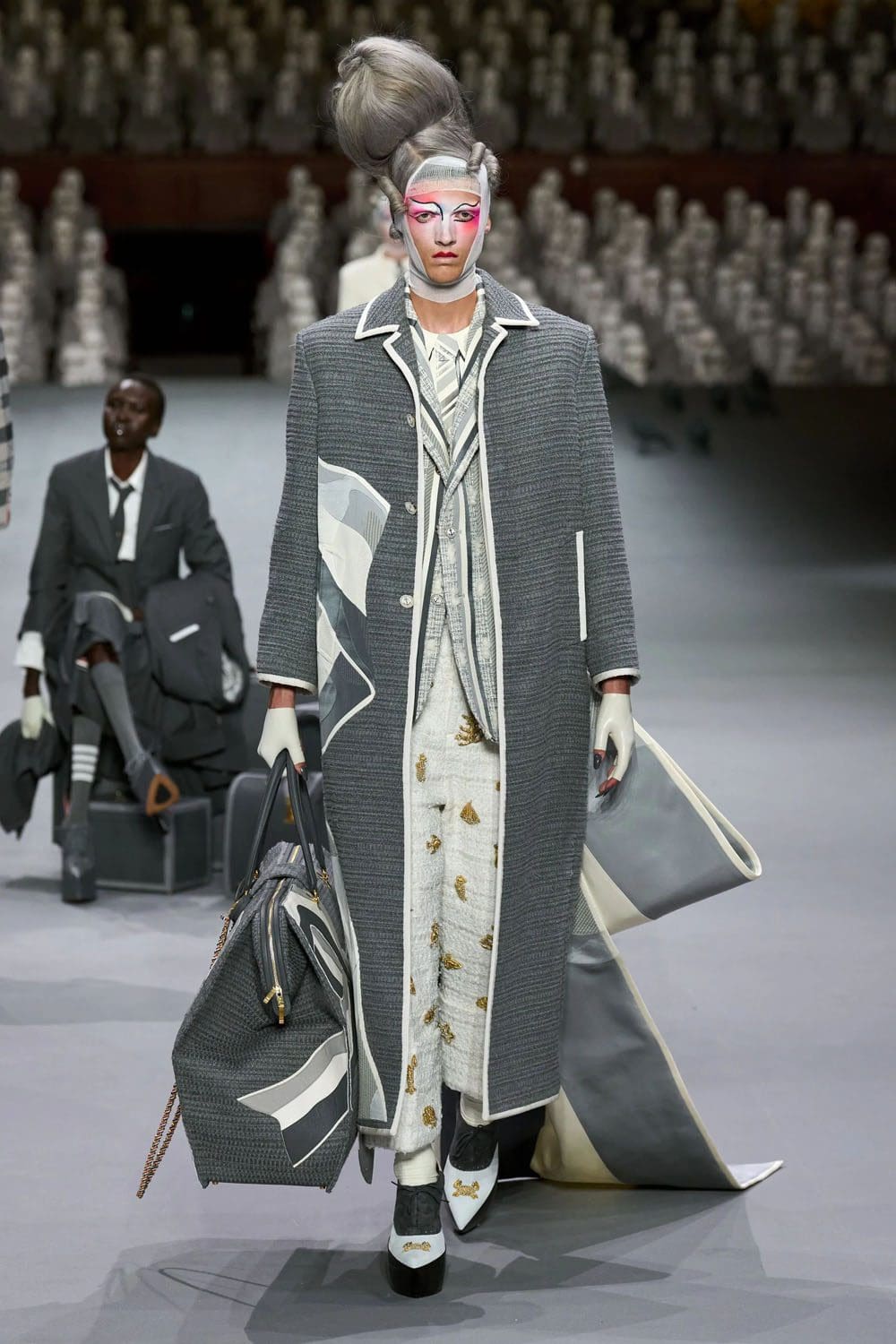 Thom Browne Couture Herbst 2023 2024 Runway Magazin (51)