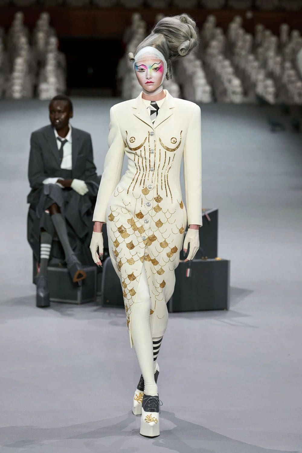 Thom Browne Couture Herbst 2023 2024 Runway Magazin (52)