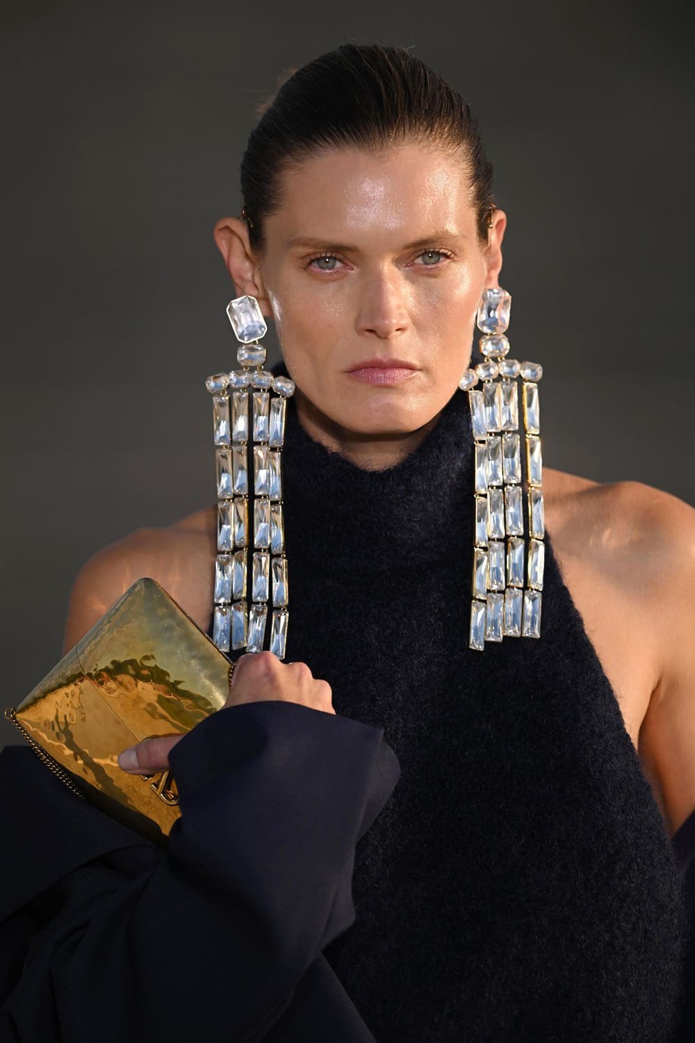 Valentino Haute Couture Осень 2023 2024 Подробности за кулисами Runway Журнал (43)