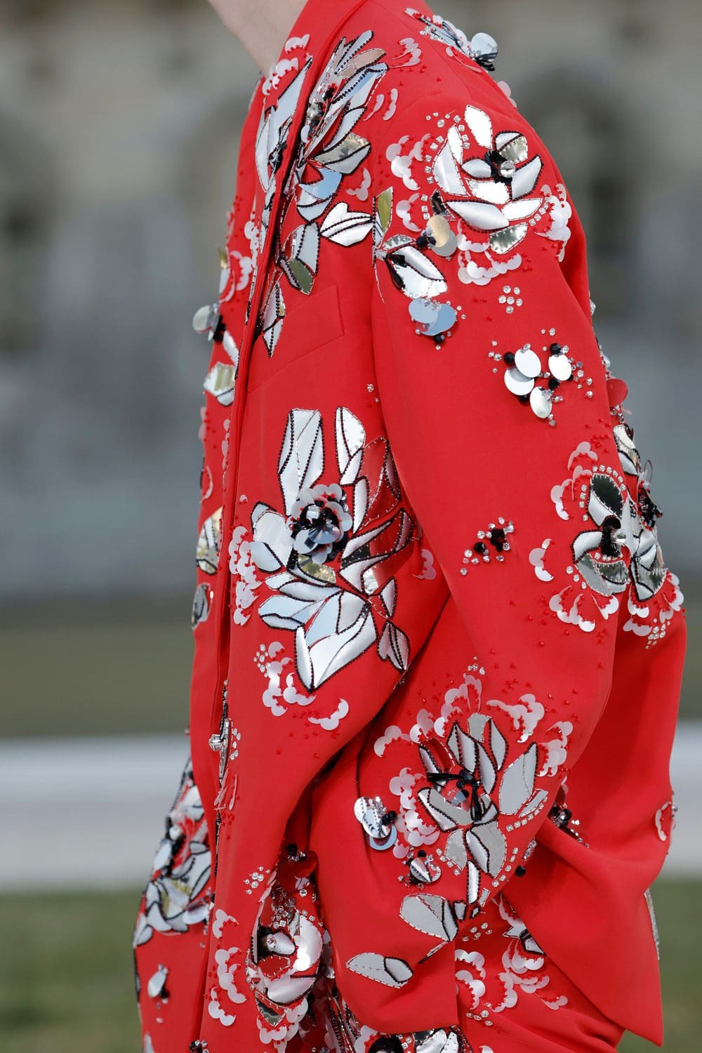 Valentino Haute Couture Осень 2023 2024 Подробности за кулисами Runway Журнал (53)