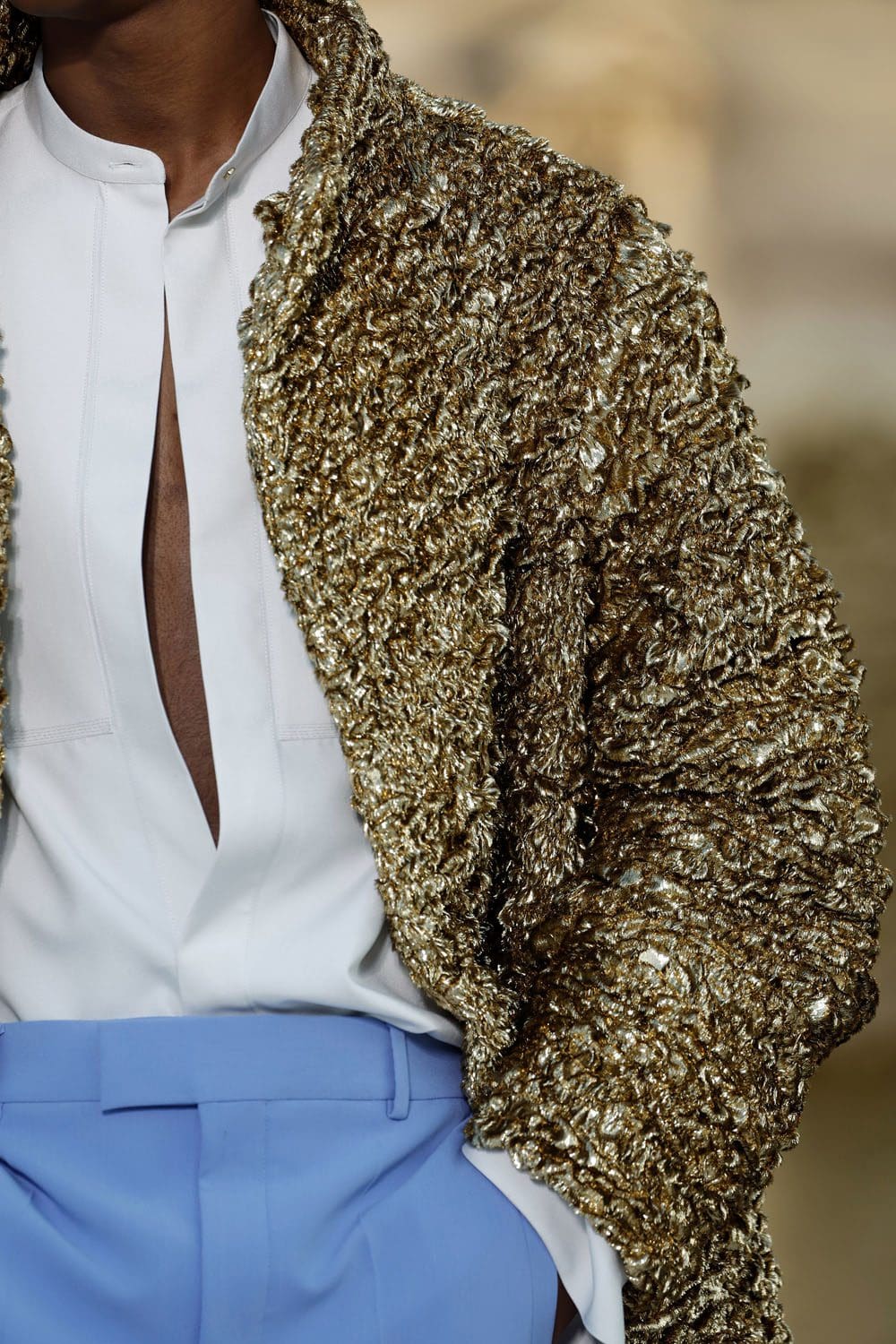 Valentino Haute Couture Осень 2023 2024 Подробности за кулисами Runway Журнал (64)