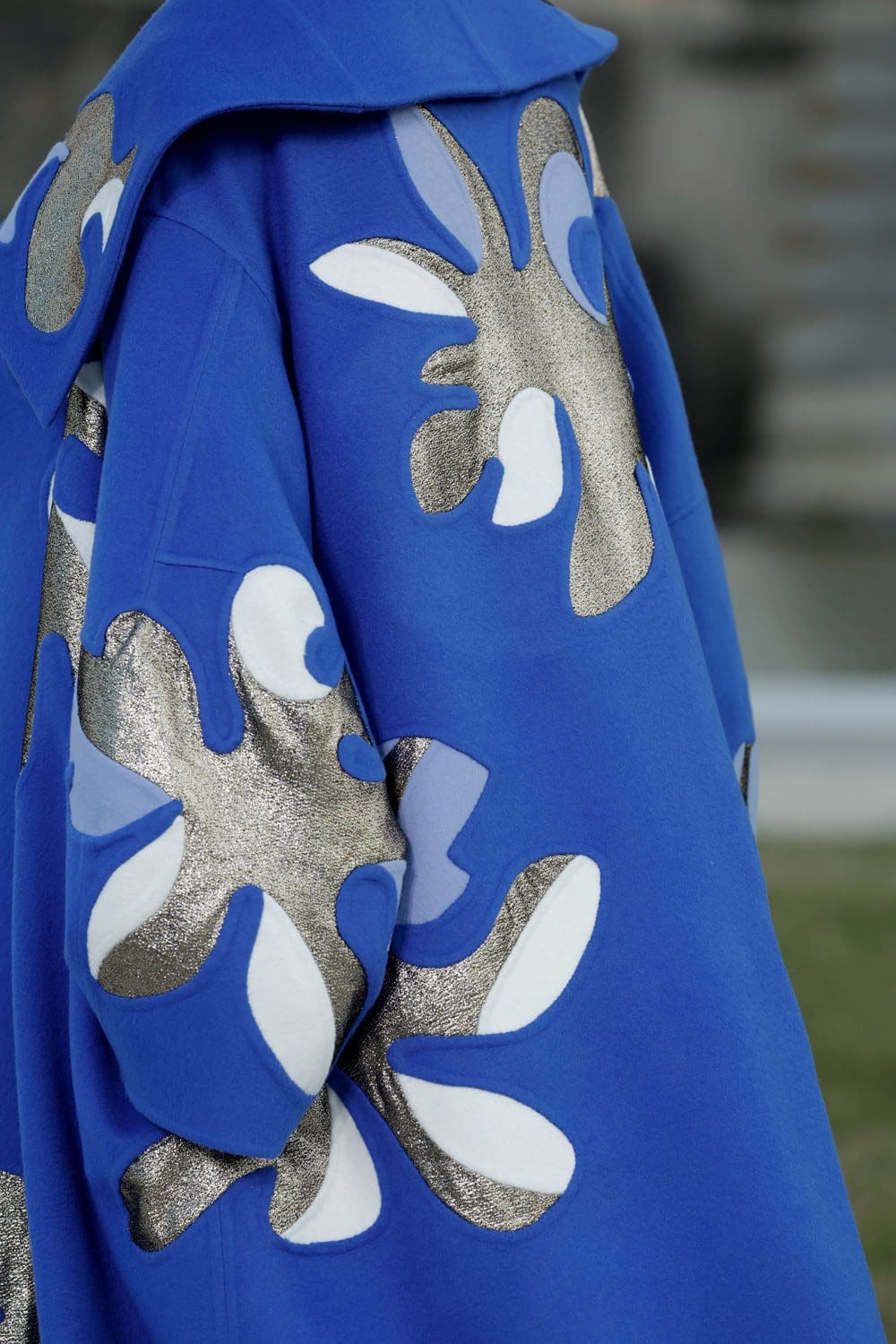 Valentino Haute Couture Осень 2023 2024 Подробности за кулисами Runway Журнал (65)