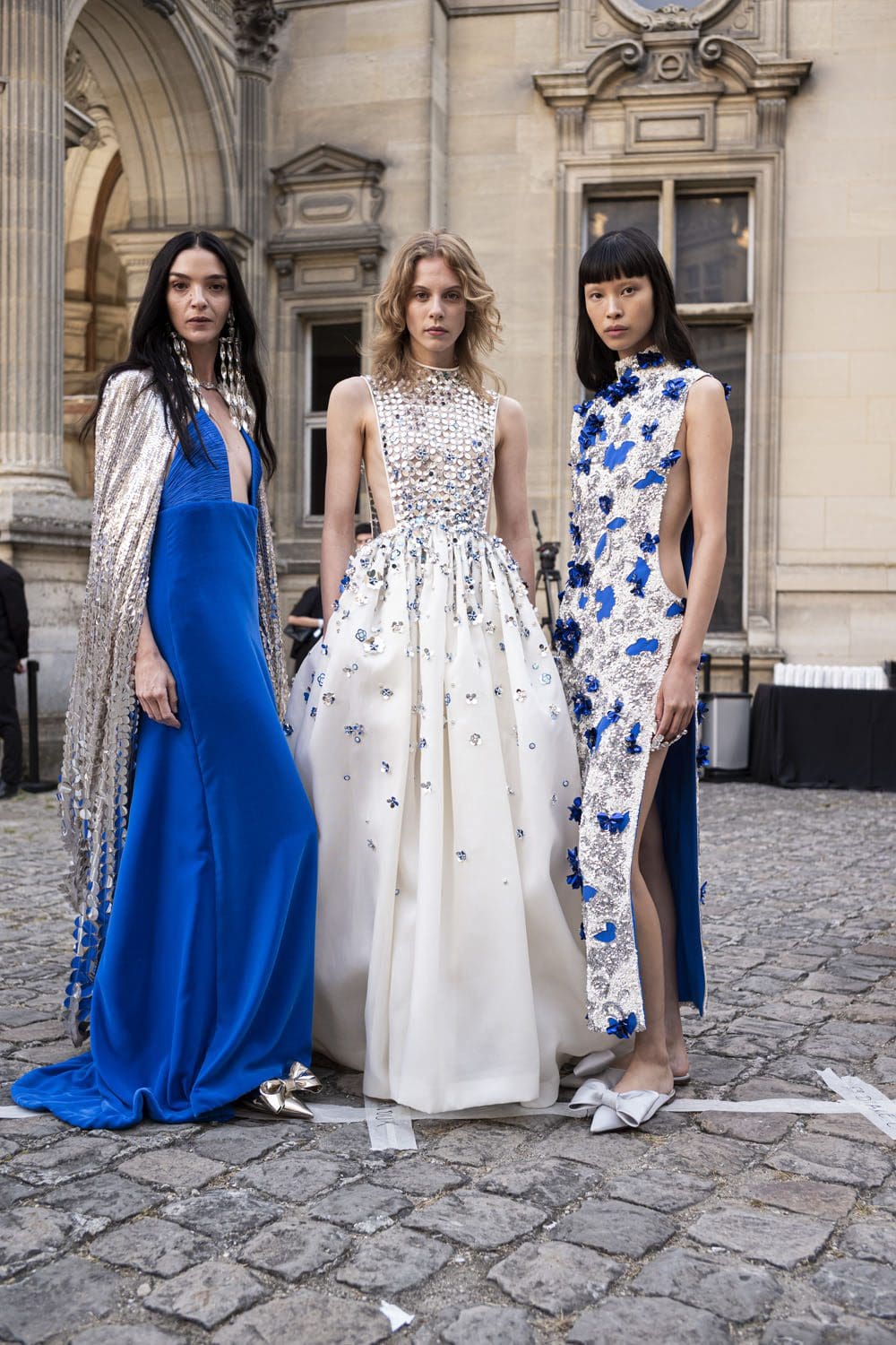 Valentino Haute Couture Осень 2023 2024 Подробности за кулисами Runway Журнал (76)