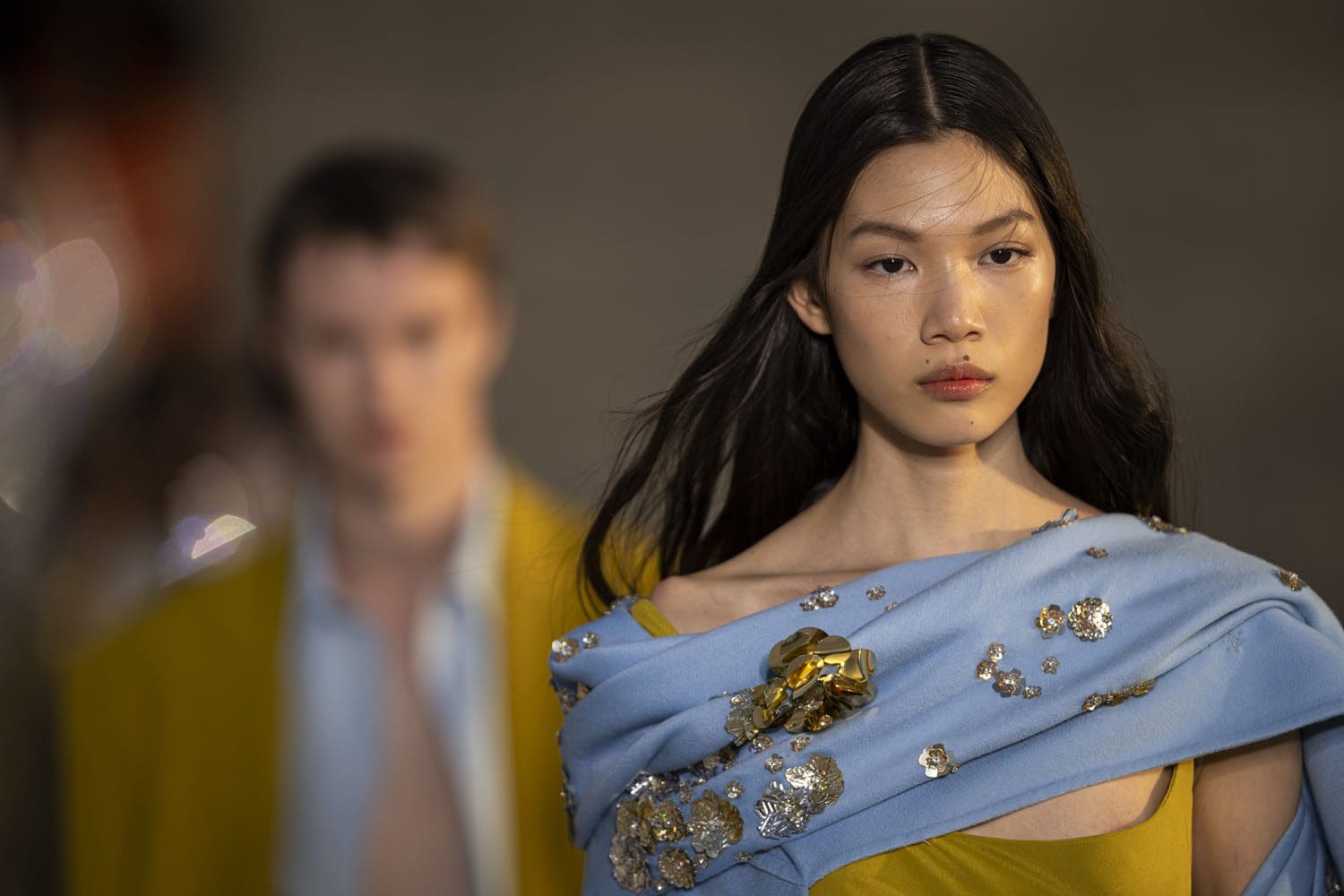 Valentino Alta Costura Otoño Invierno 2023 2024 Finale Runway Revista (32)