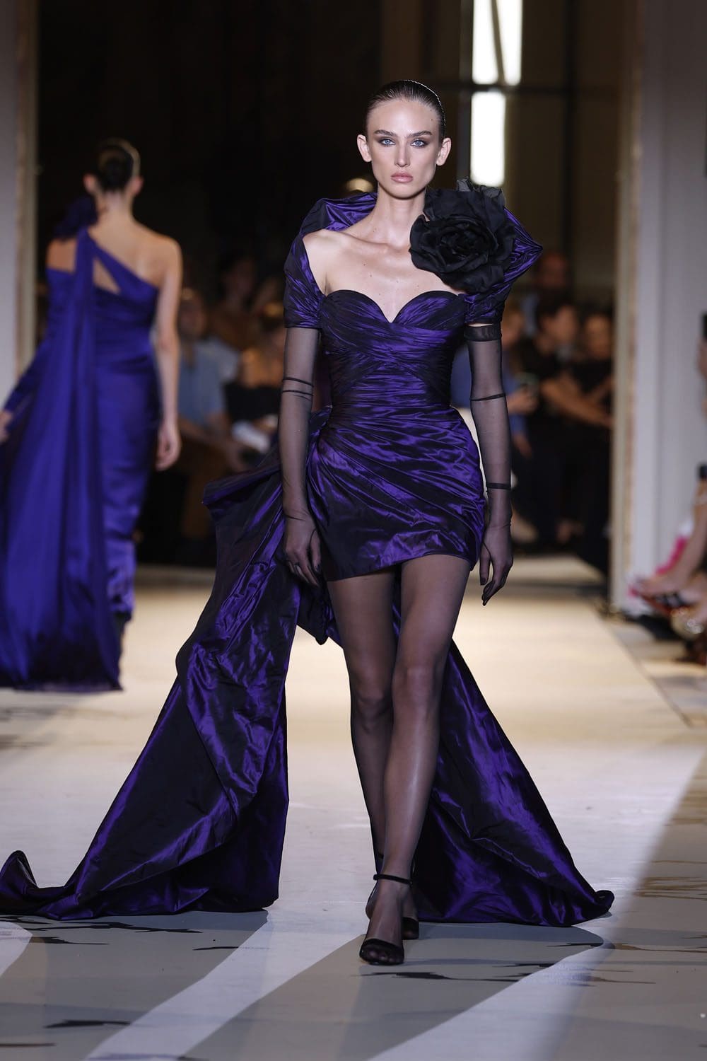 Zuhair Murad Haute Couture Automne 2023 2024 Runway Magazine (43)