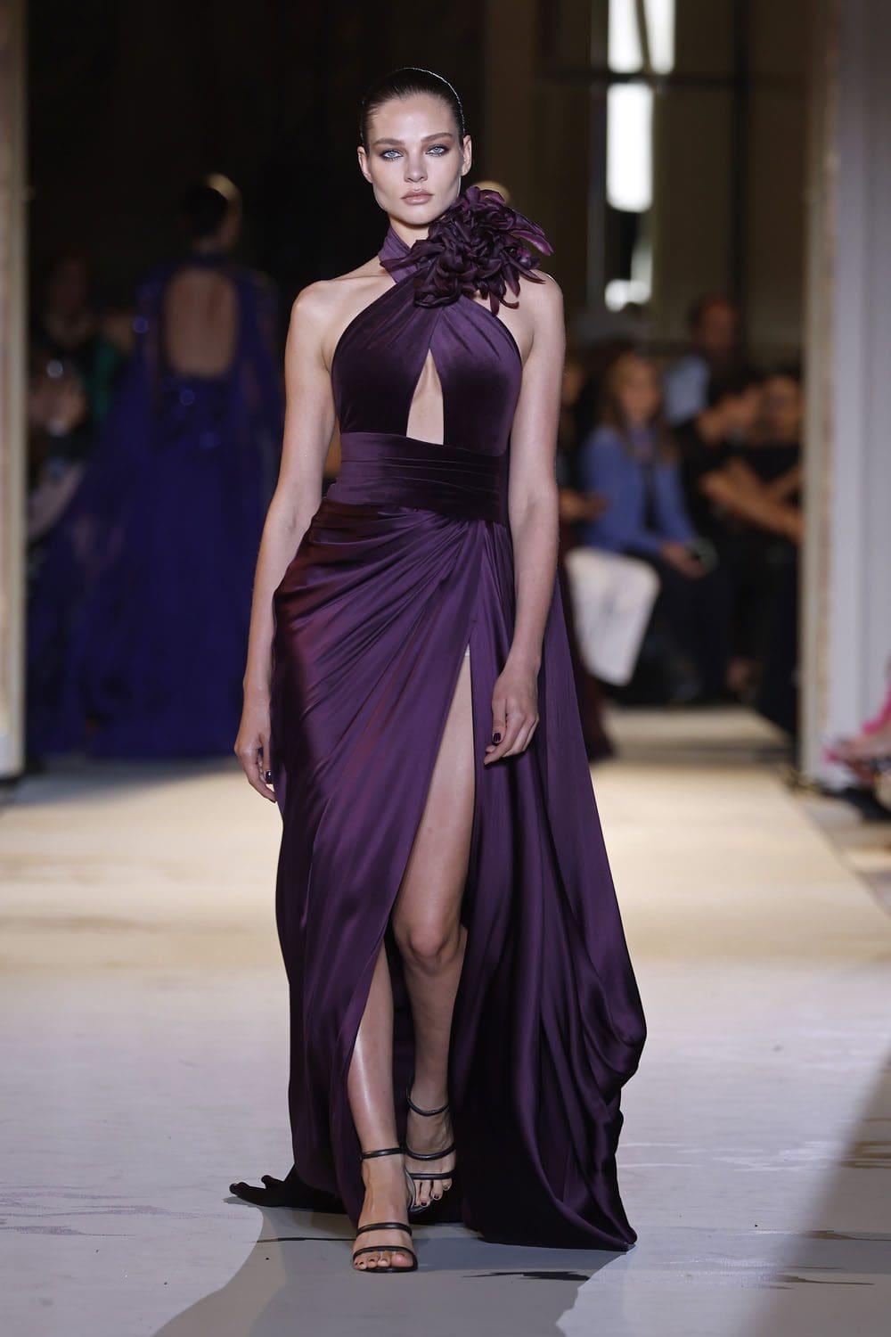 Zuhair Murad Haute Couture Automne 2023 2024 Runway Magazine (44)