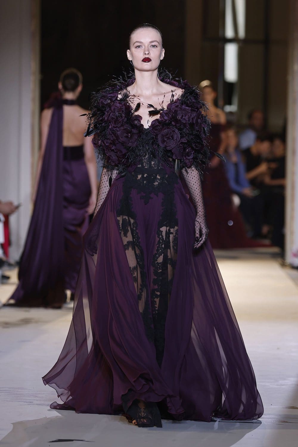 Zuhair Murad Haute Couture Automne 2023 2024 Runway Magazine (46)