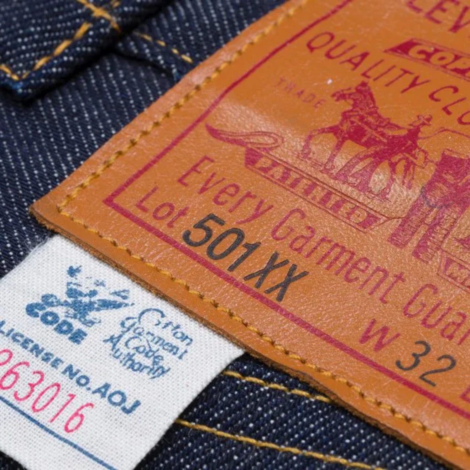 13. История денима Levi's Runway Магазины
