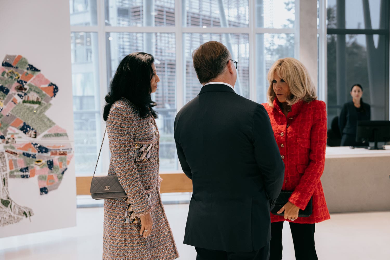 28 香奈儿高级工艺师 19M Brigitte Macron、Leena Nair、Bruno Pavlovsky Runway 杂志