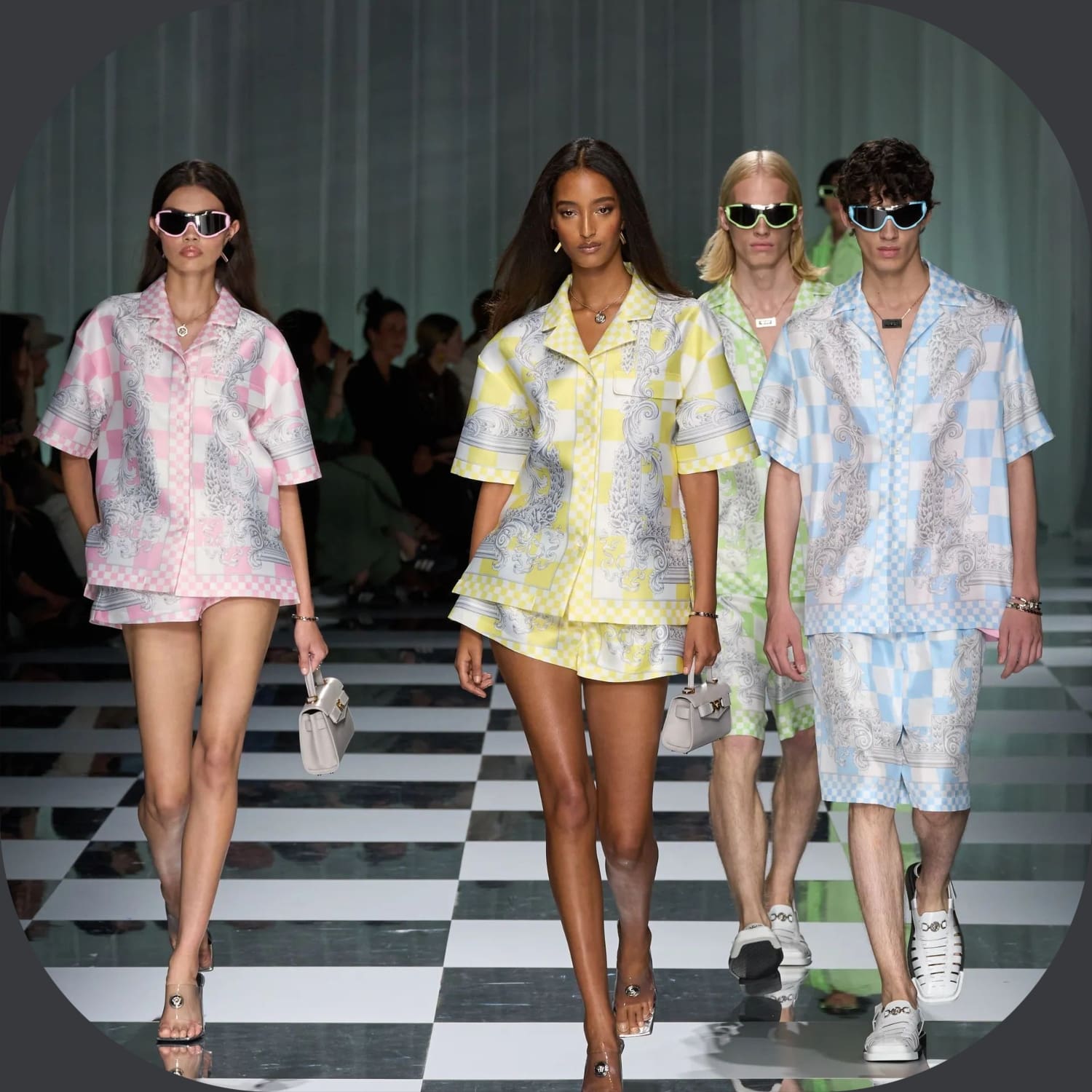 4 Versace Primavera Estate 2024 Runway Magazine