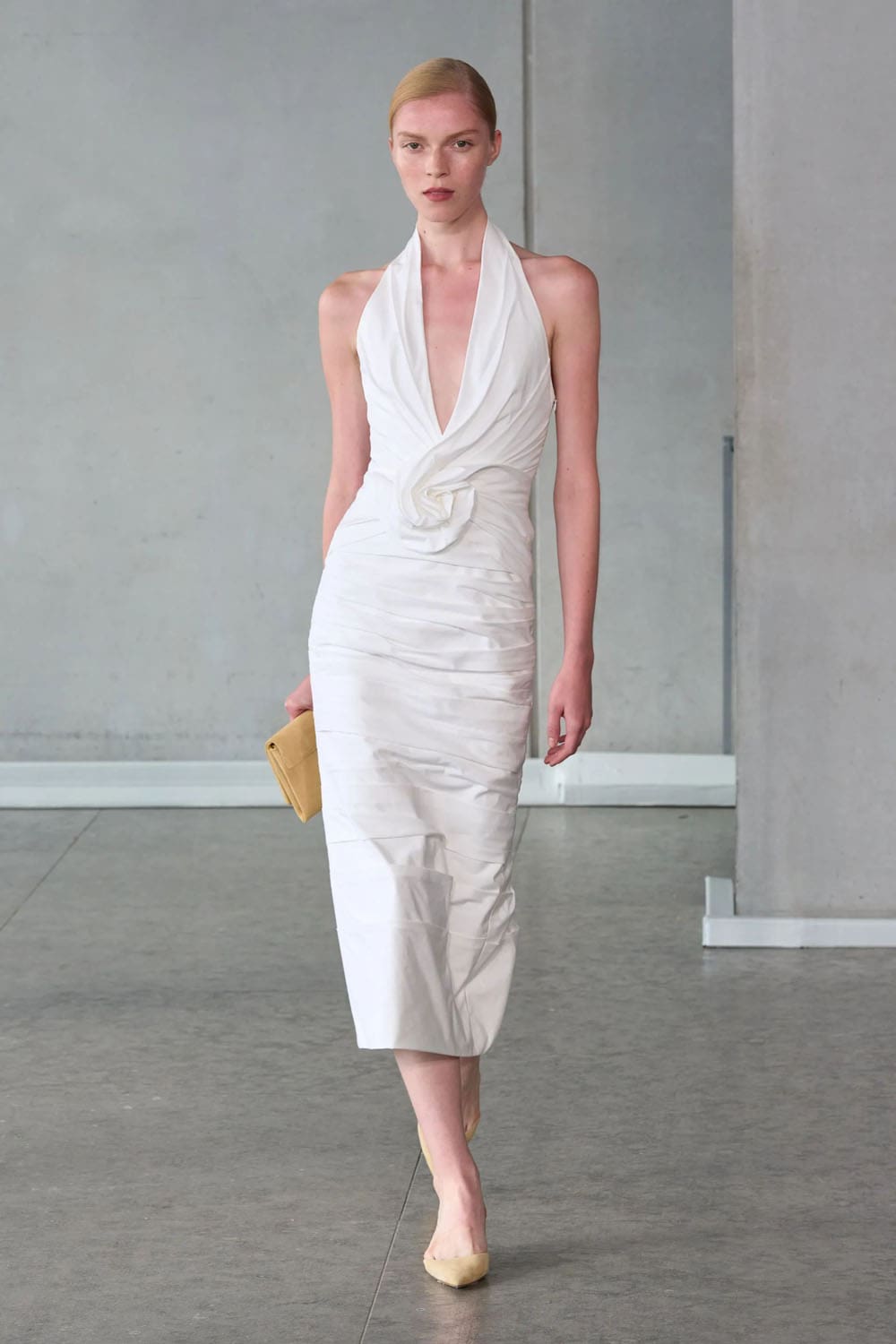 卡罗琳娜·海莱拉 (Carolina Herrera) 春夏 2024 Runway 杂志(12)