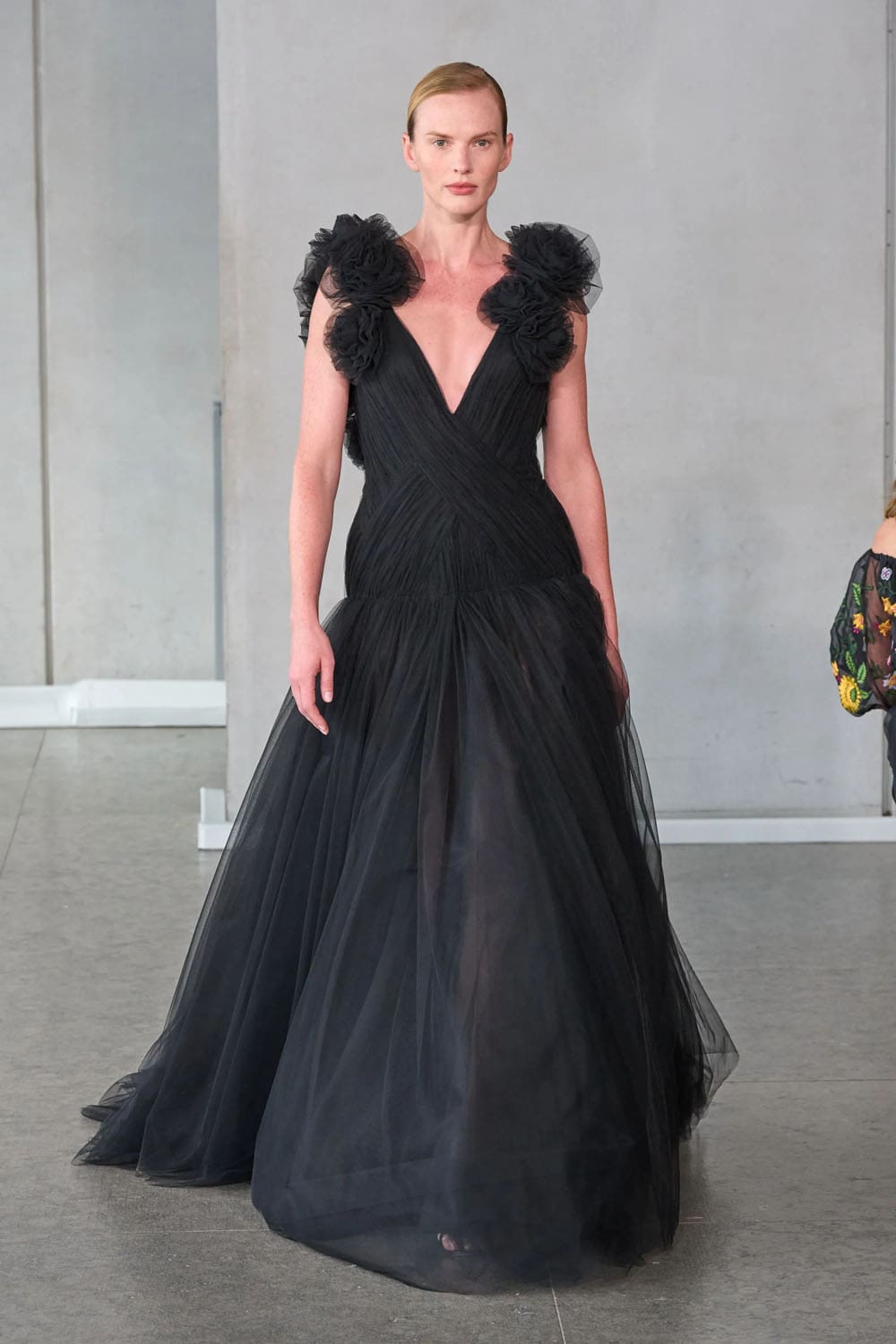 卡罗琳娜·海莱拉 (Carolina Herrera) 春夏 2024 Runway 杂志(15)