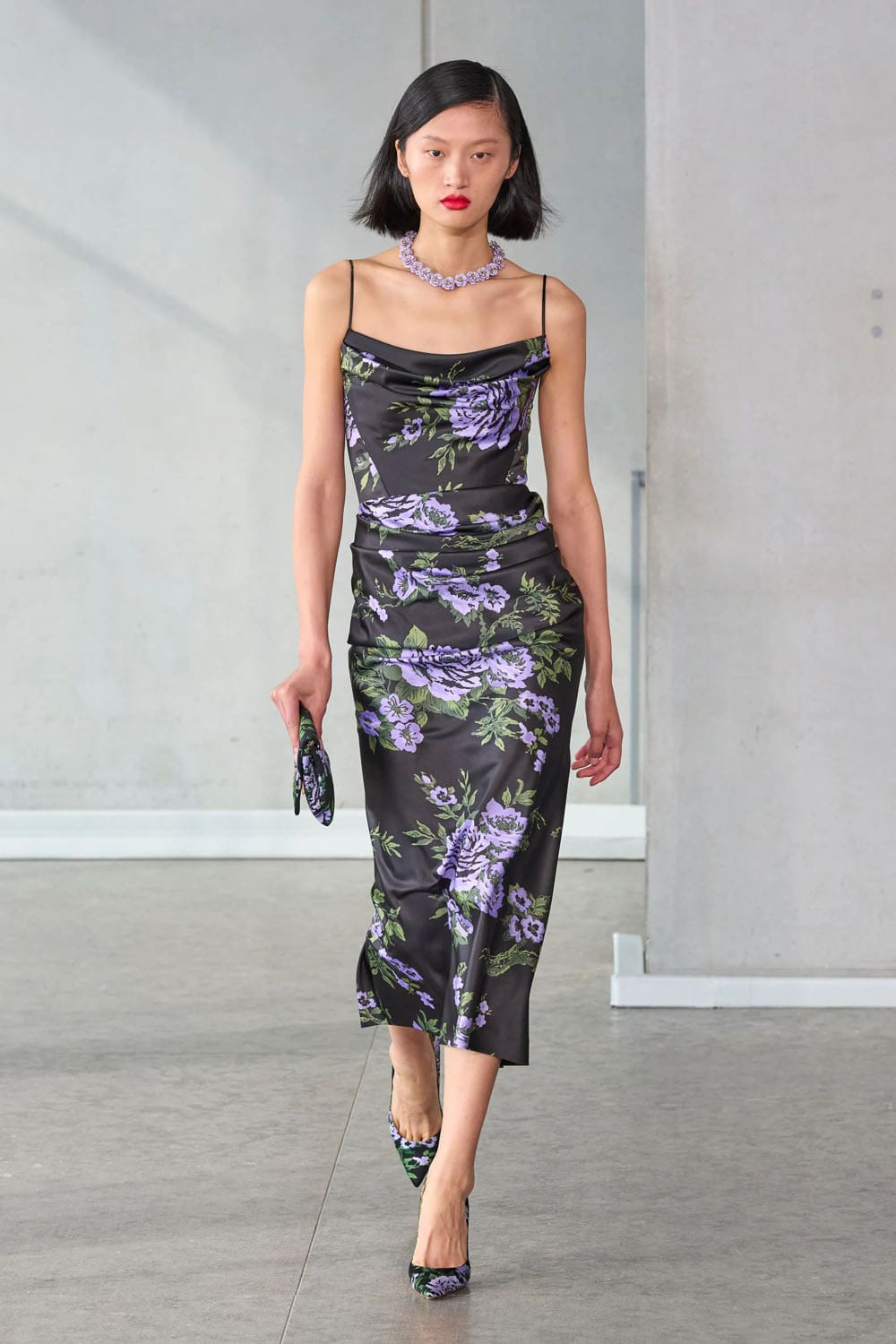 卡罗琳娜·海莱拉 (Carolina Herrera) 春夏 2024 Runway 杂志(24)