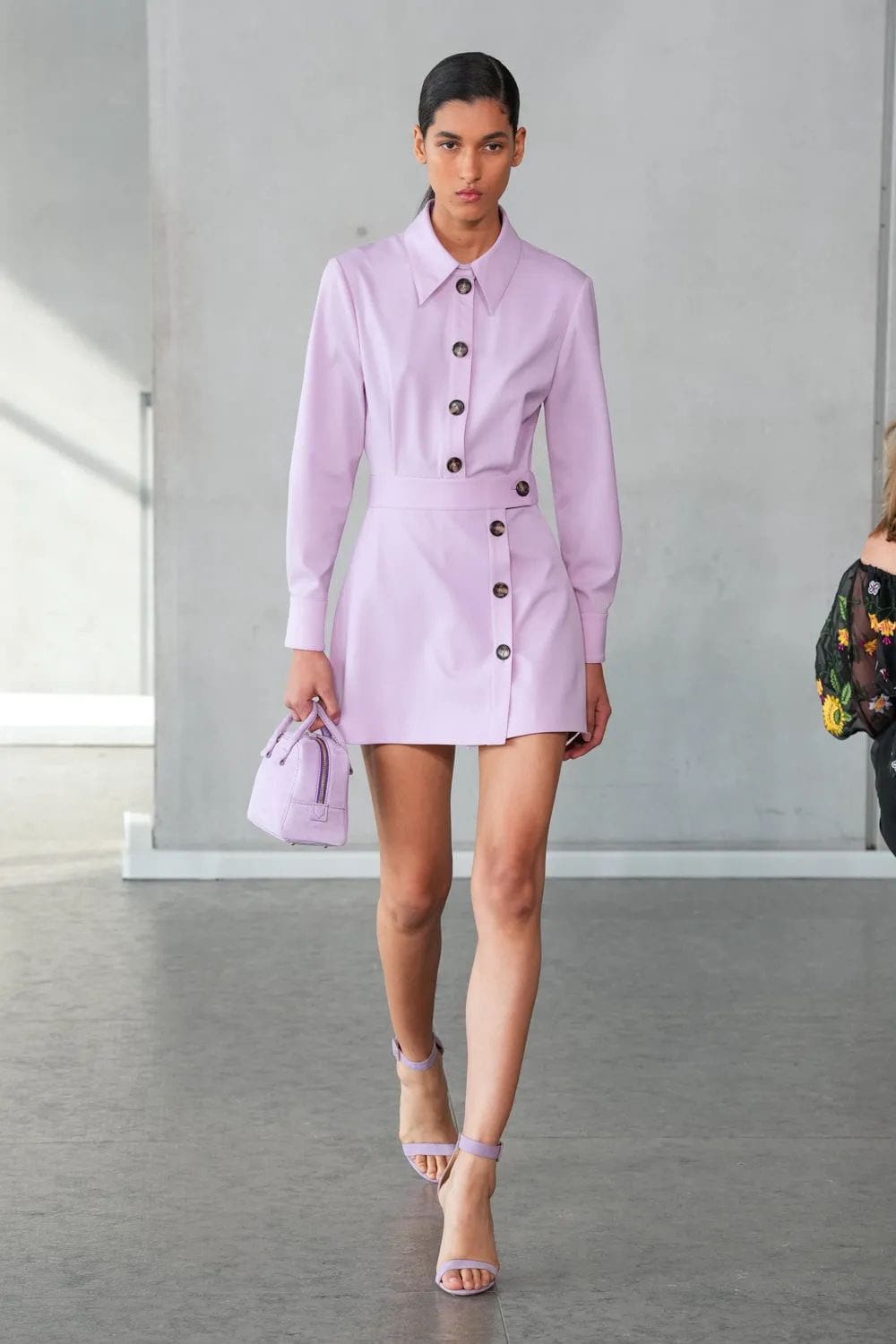 卡罗琳娜·海莱拉 (Carolina Herrera) 春夏 2024 Runway 杂志(26)
