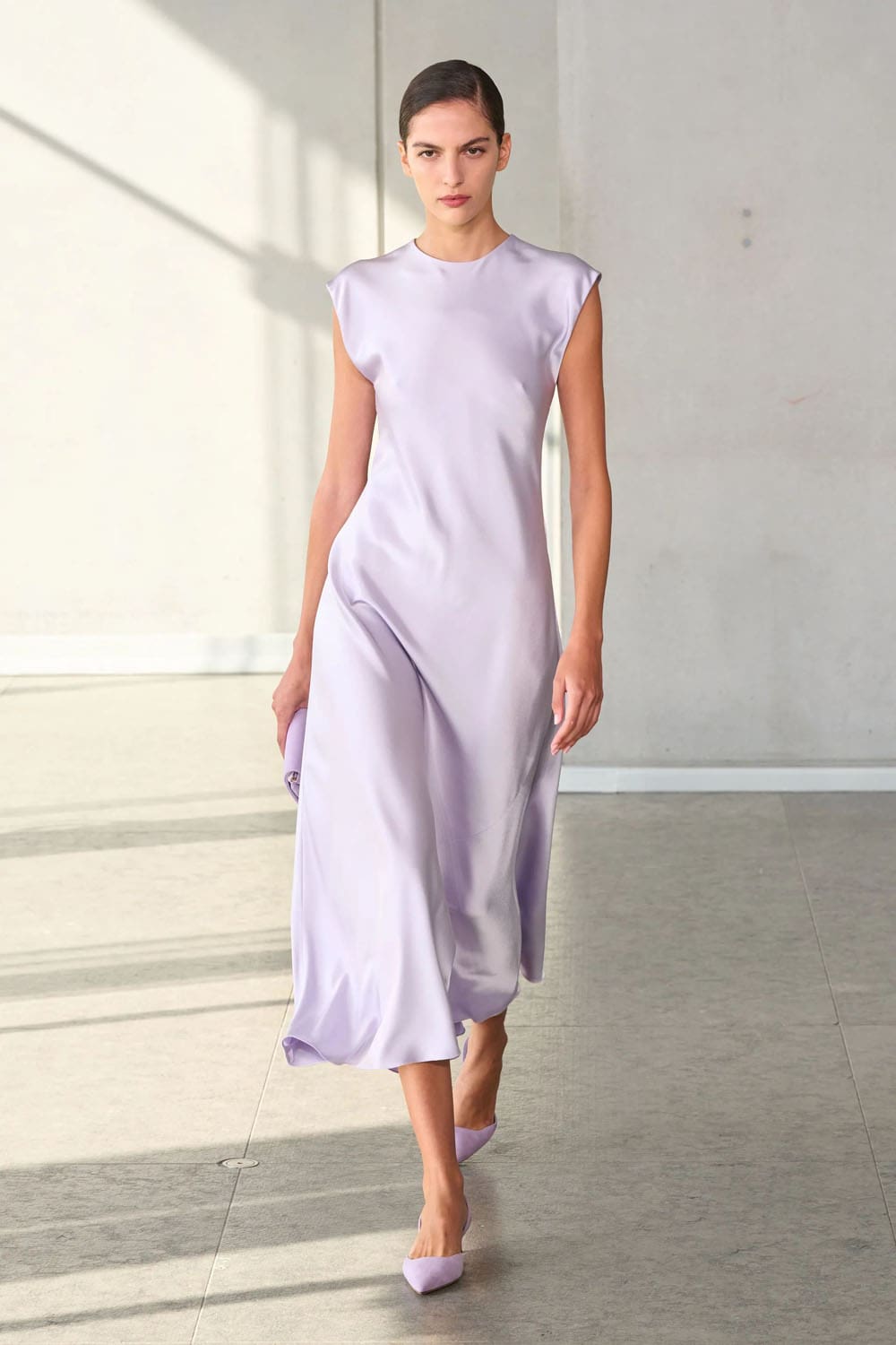 卡罗琳娜·海莱拉 (Carolina Herrera) 春夏 2024 Runway 杂志(36)