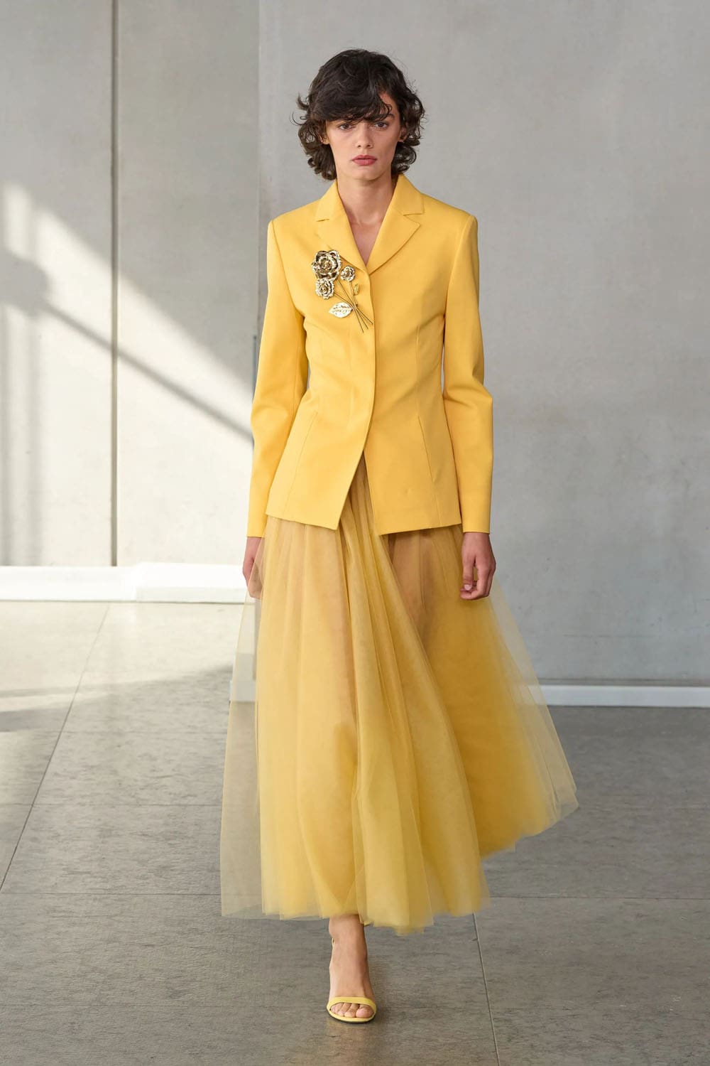 卡罗琳娜·海莱拉 (Carolina Herrera) 春夏 2024 Runway 杂志(4)