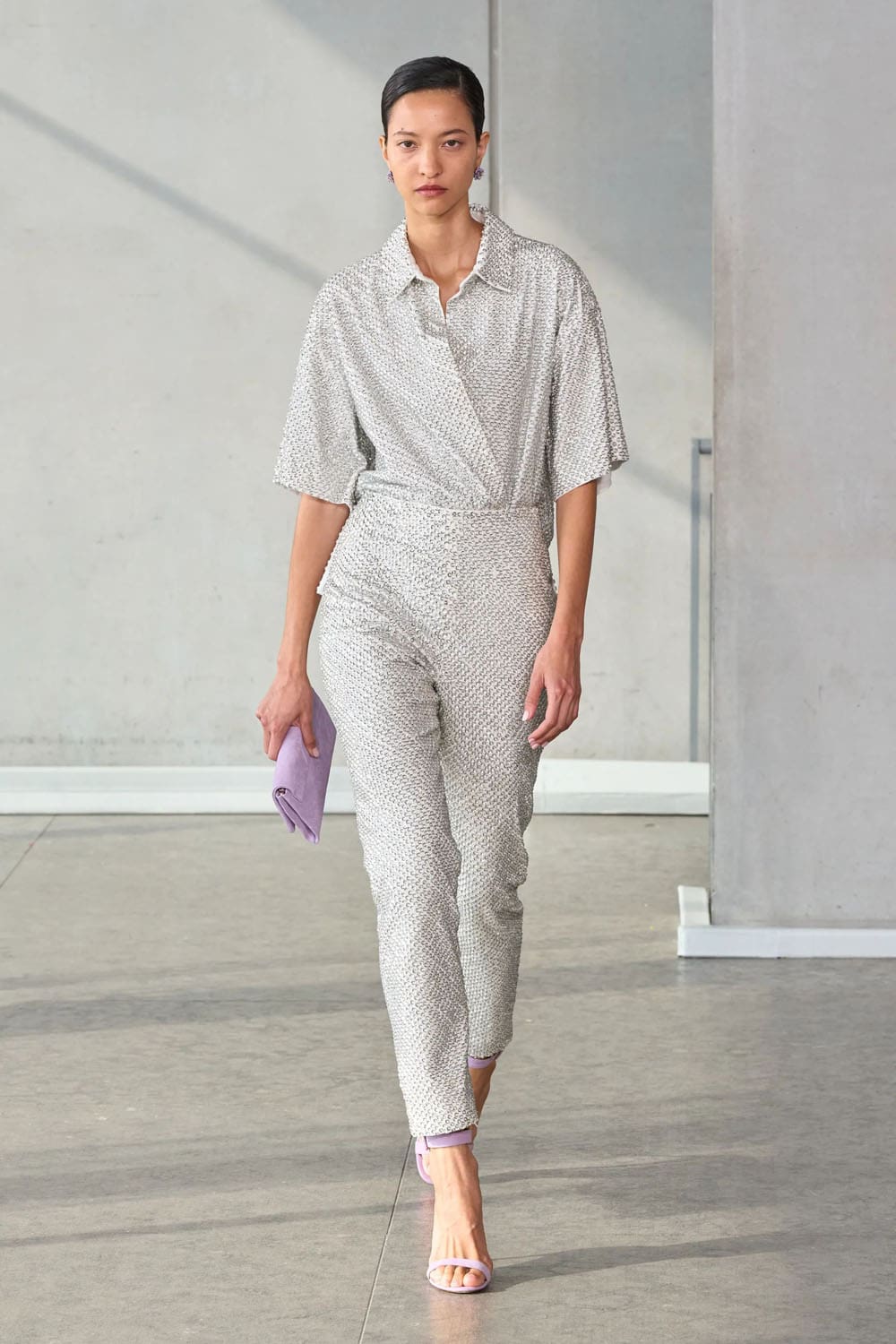 卡罗琳娜·海莱拉 (Carolina Herrera) 春夏 2024 Runway 杂志(54)