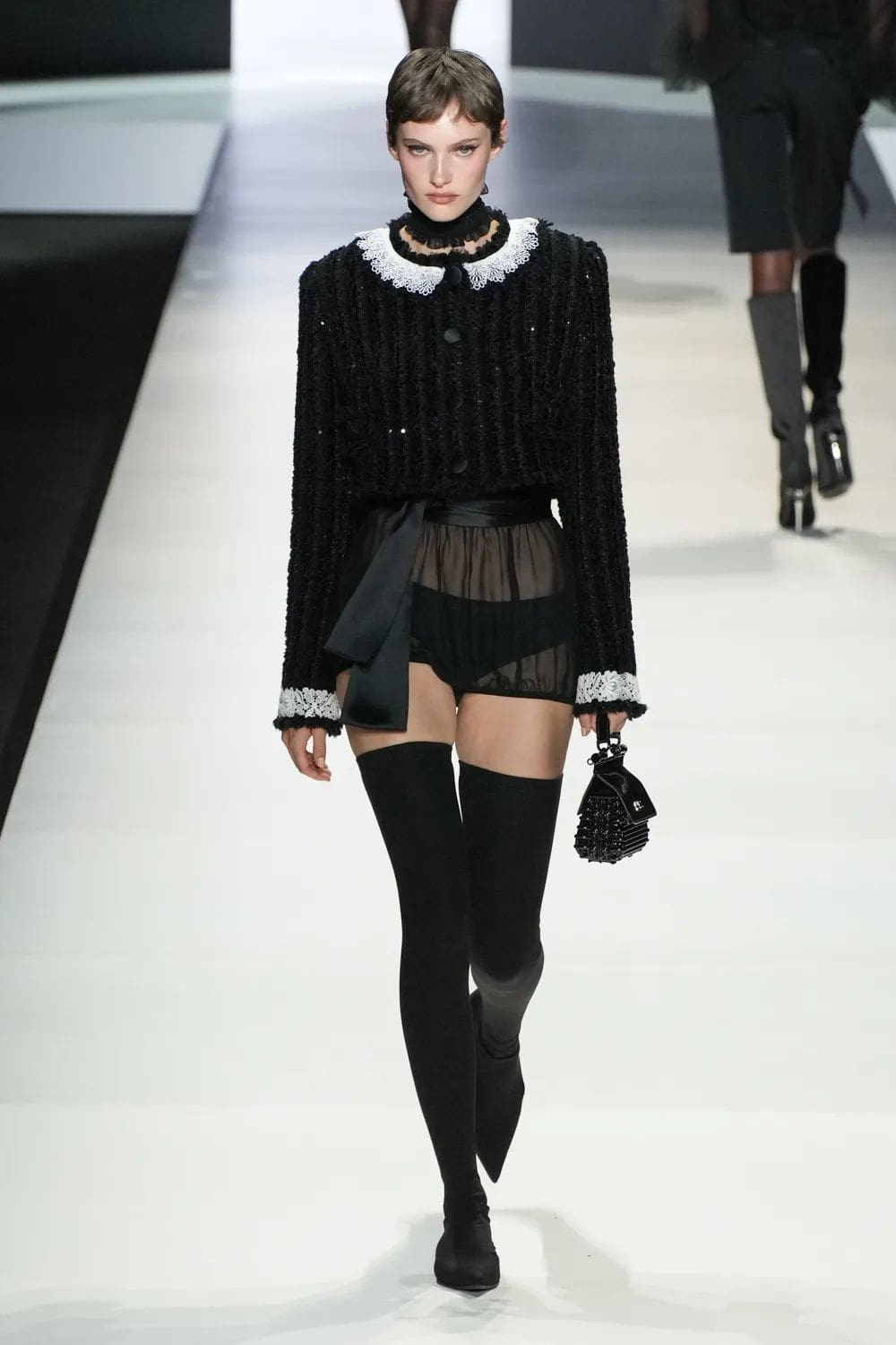 Dolce Gabbana Primavera Estate 2024 Runway Magazine (15)