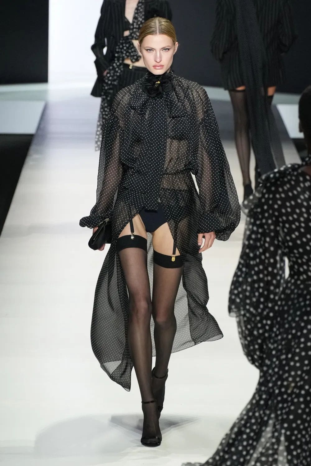 Dolce Gabbana Primavera Estate 2024 Runway Magazine (3)