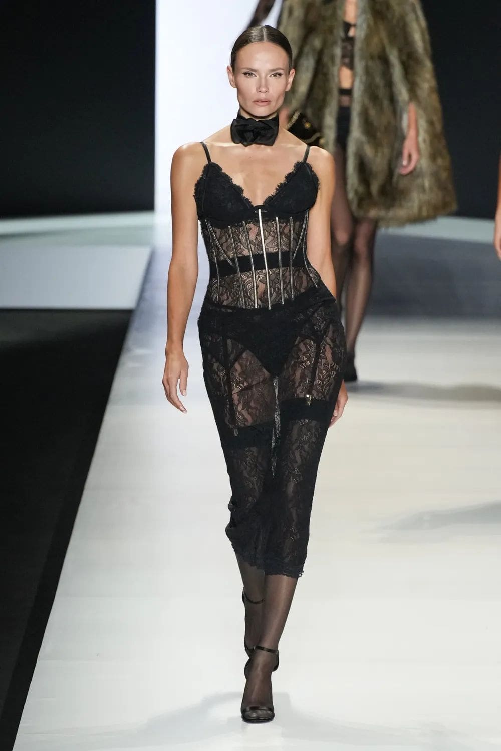 Dolce Gabbana Primavera Estate 2024 Runway Magazine (44)