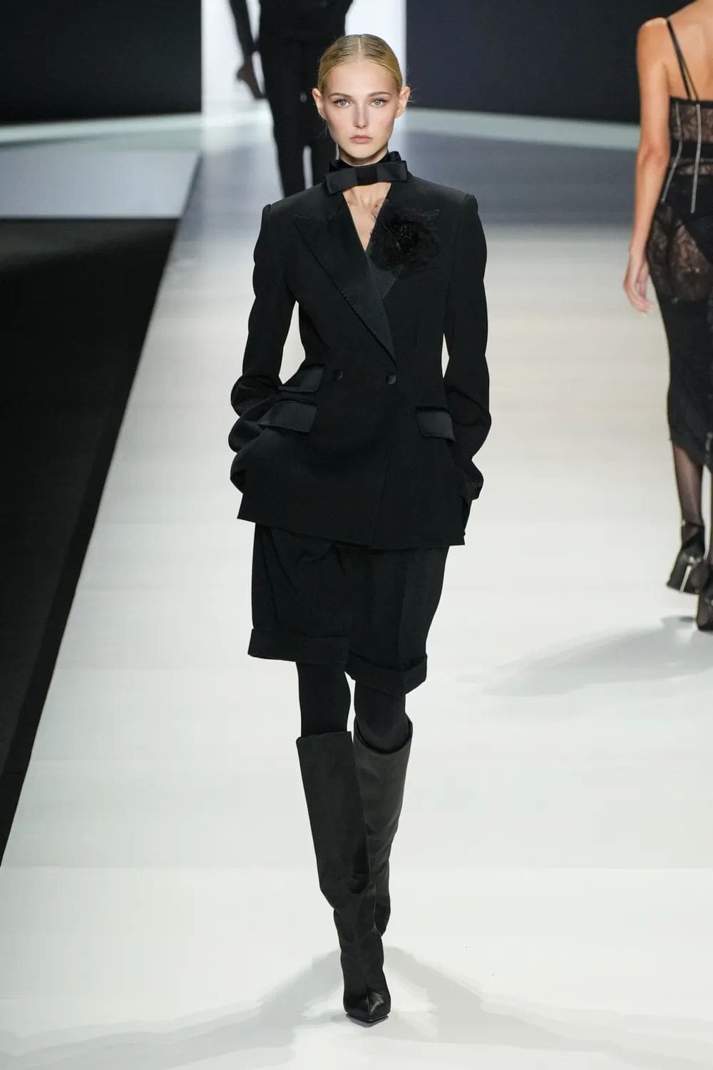 Dolce Gabbana Primavera Estate 2024 Runway Magazine (46)