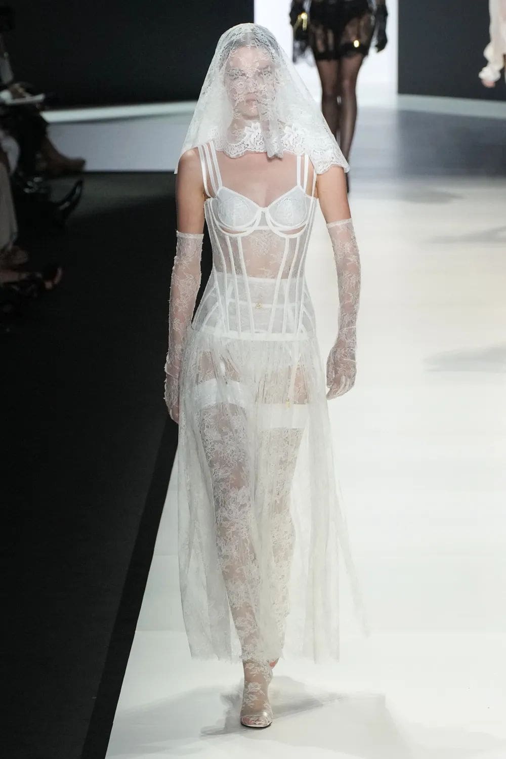Dolce Gabbana Primavera Estate 2024 Runway Magazine (54)