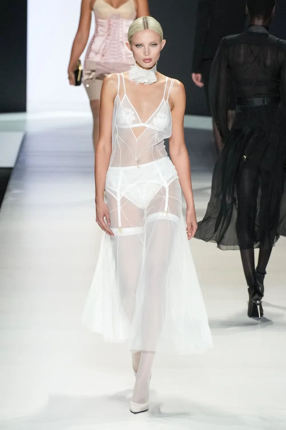 Dolce Gabbana Primavera Estate 2024 Runway Magazine (68)