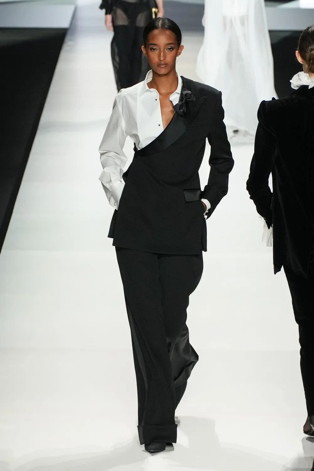 Dolce Gabbana Primavera Estate 2024 Runway Magazine (74)