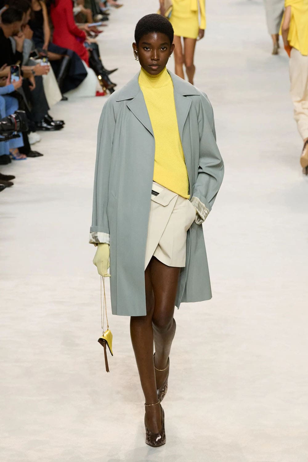 Fendi Frühling Sommer 2024 Runway Magazin (40)