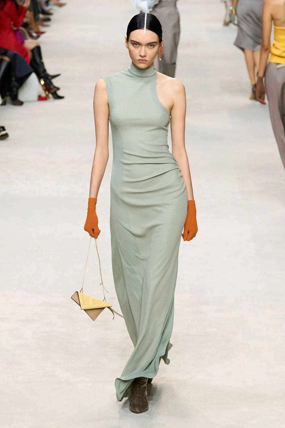 Fendi Frühling Sommer 2024 Runway Magazin (47)