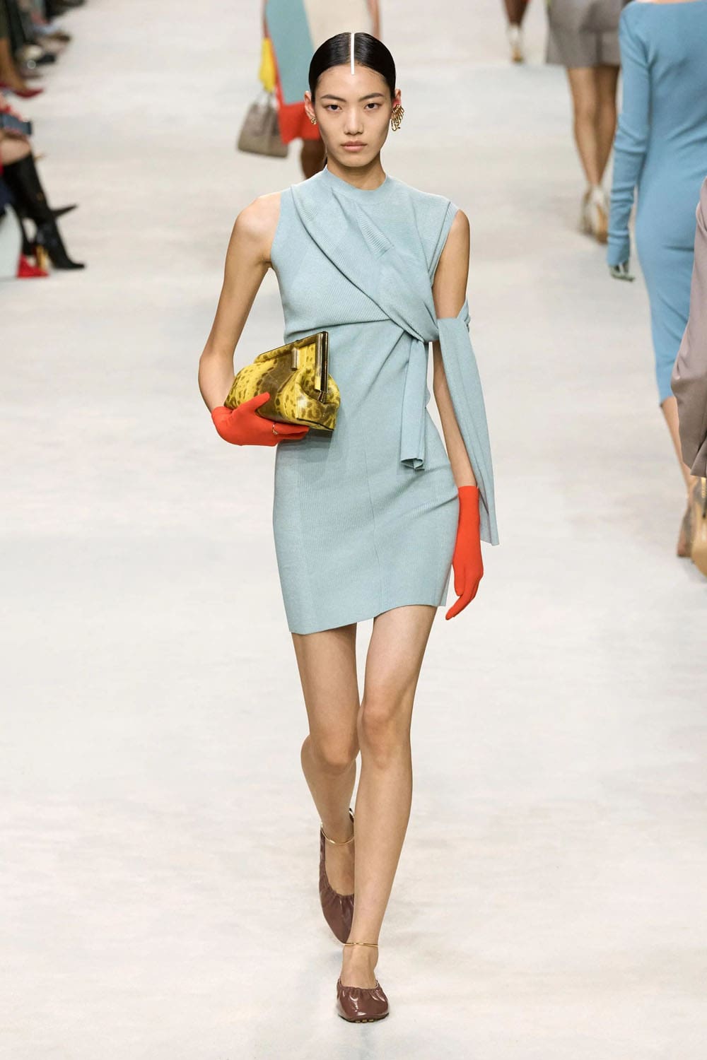 Fendi Frühling Sommer 2024 Runway Magazin (7)