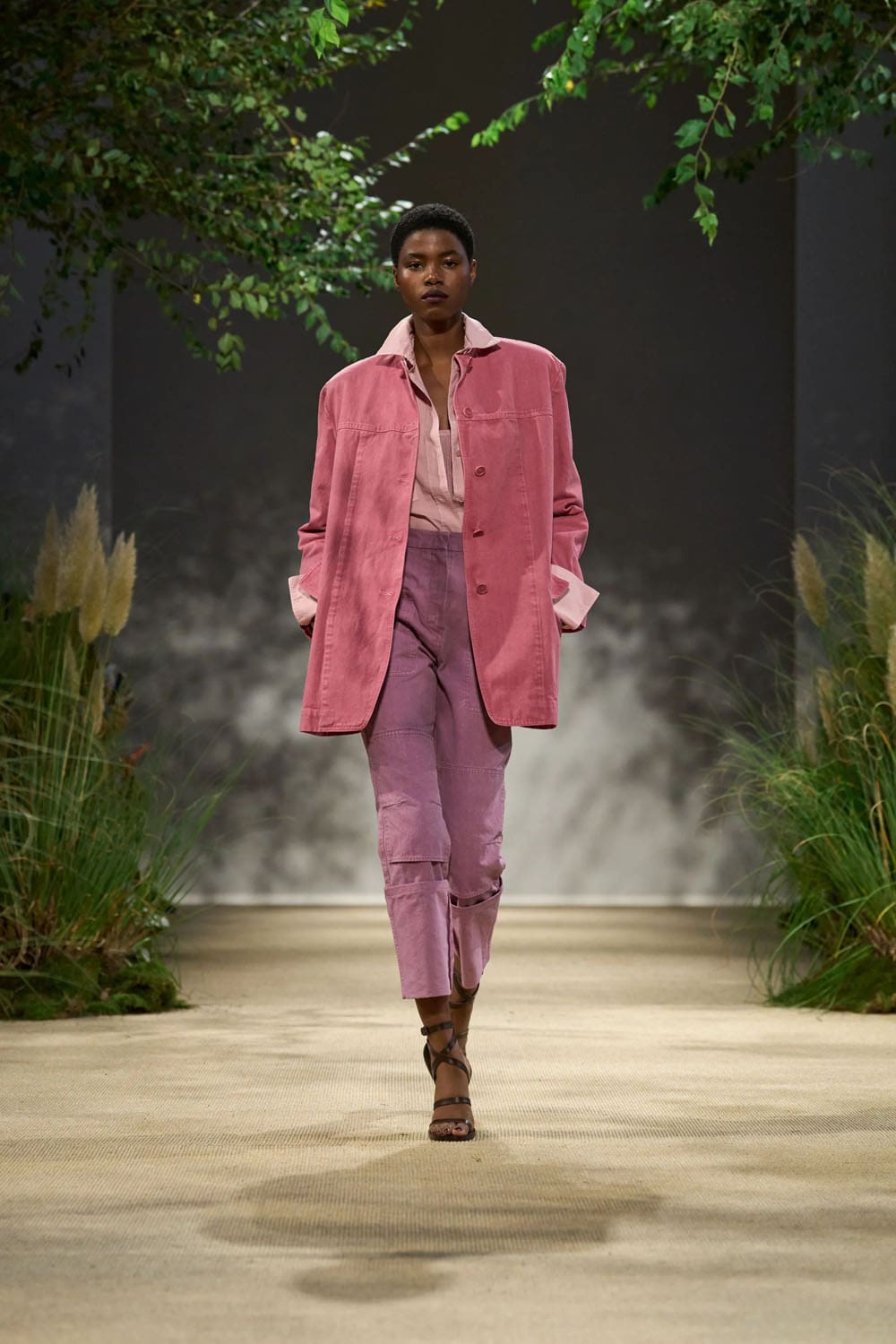 Max Mara Spring Summer 2024 RTW Runway Magazine (11)