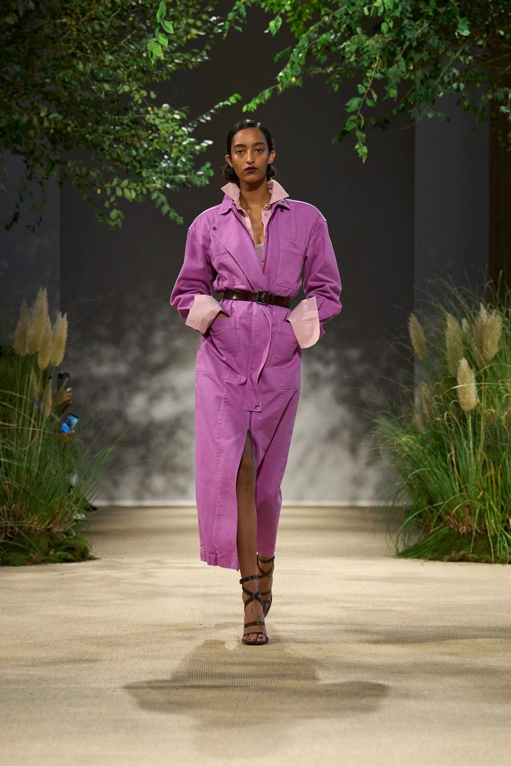 Max Mara Spring Summer 2024 RTW Runway Magazine (14)