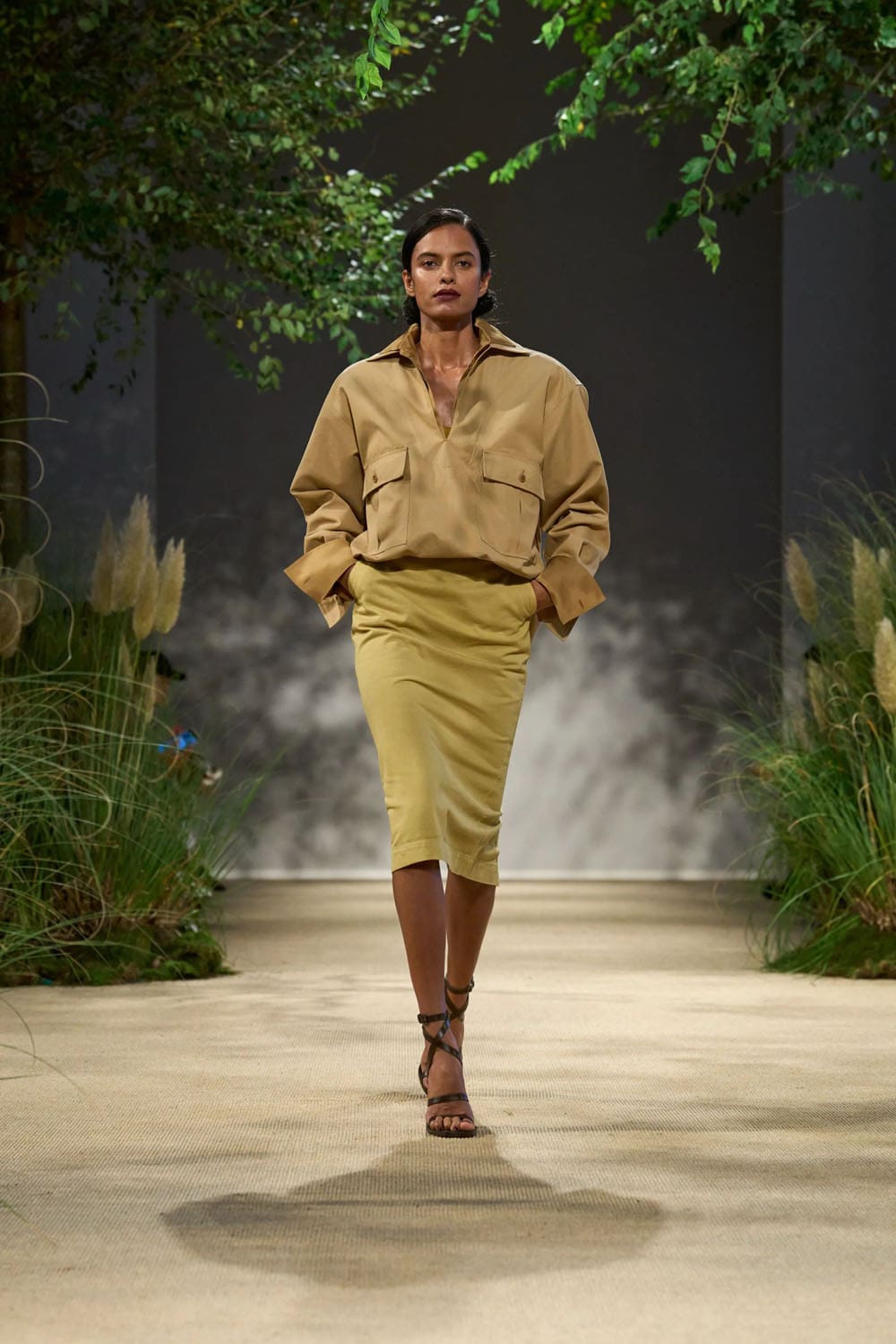 Max Mara Spring Summer 2024 RTW Runway Magazine (25)