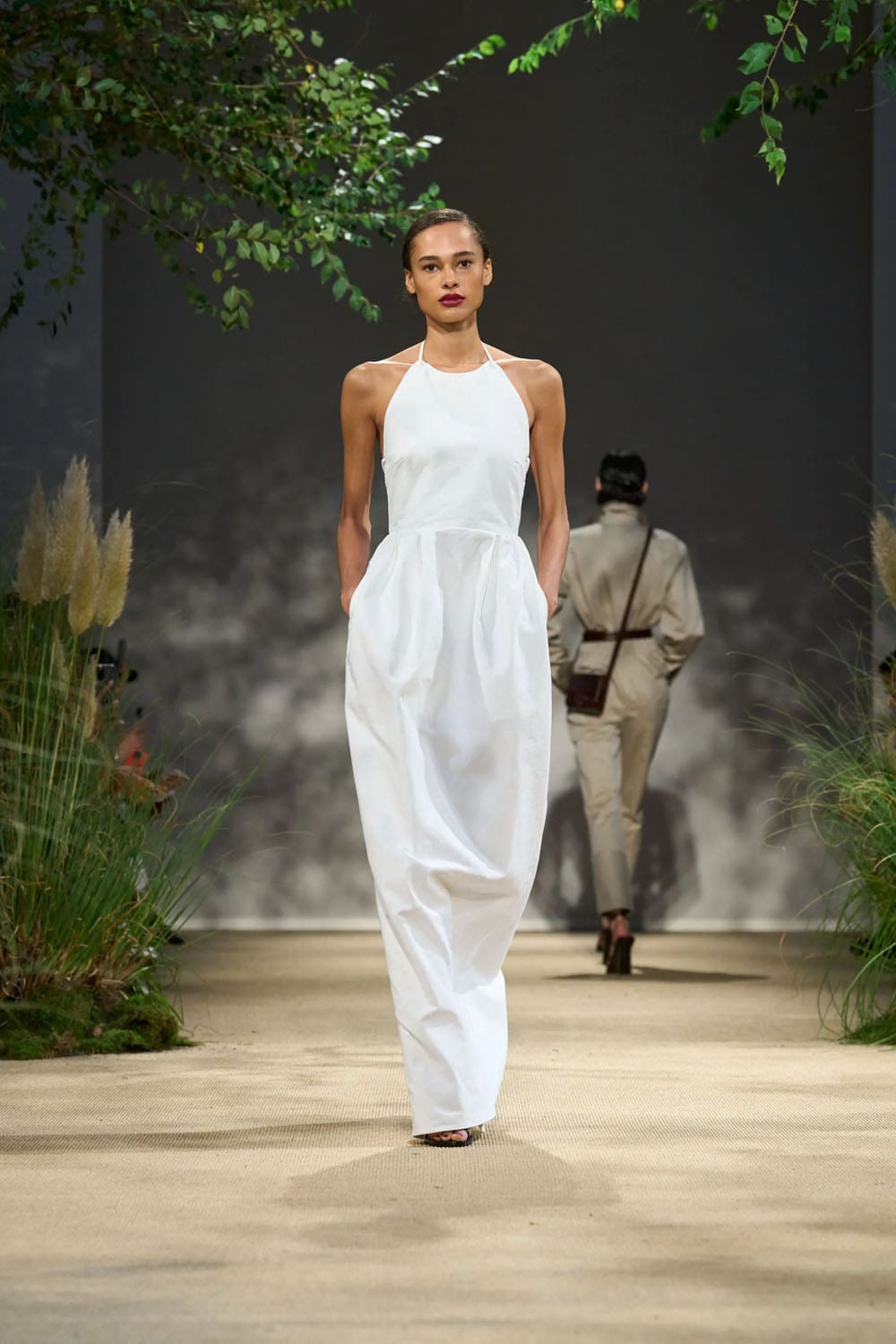Max Mara Spring Summer 2024 RTW Runway Magazine (57)