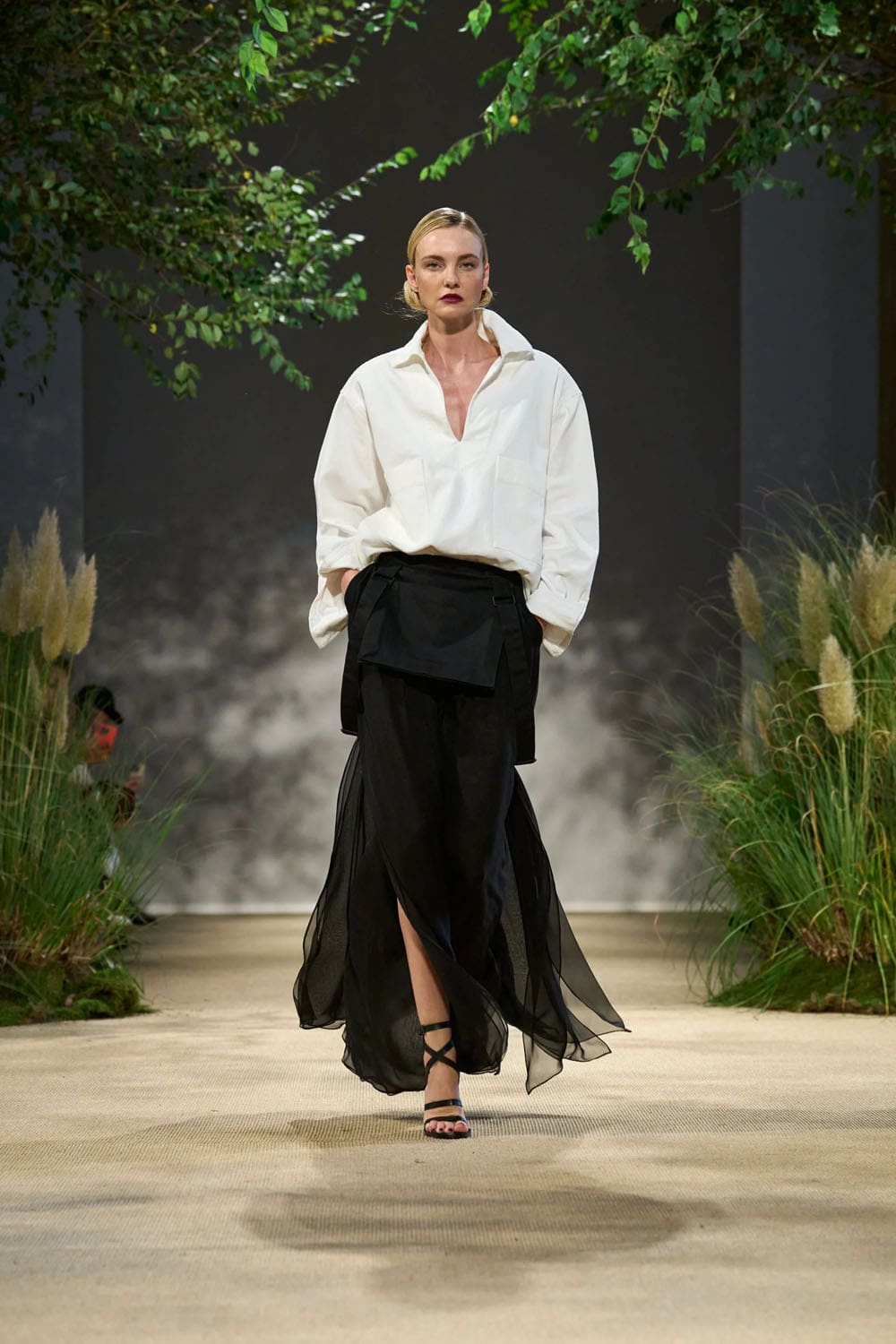 Max Mara Spring Summer 2024 RTW Runway Magazine (62)