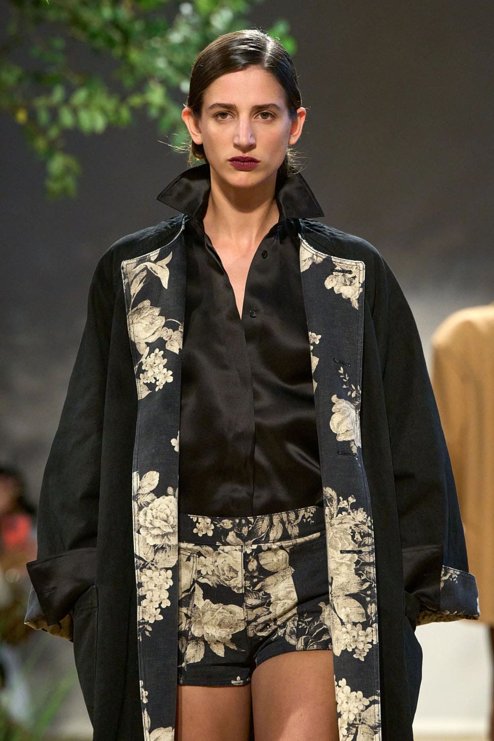Max Mara Spring Summer 2024 RTW Runway Magazine (76)