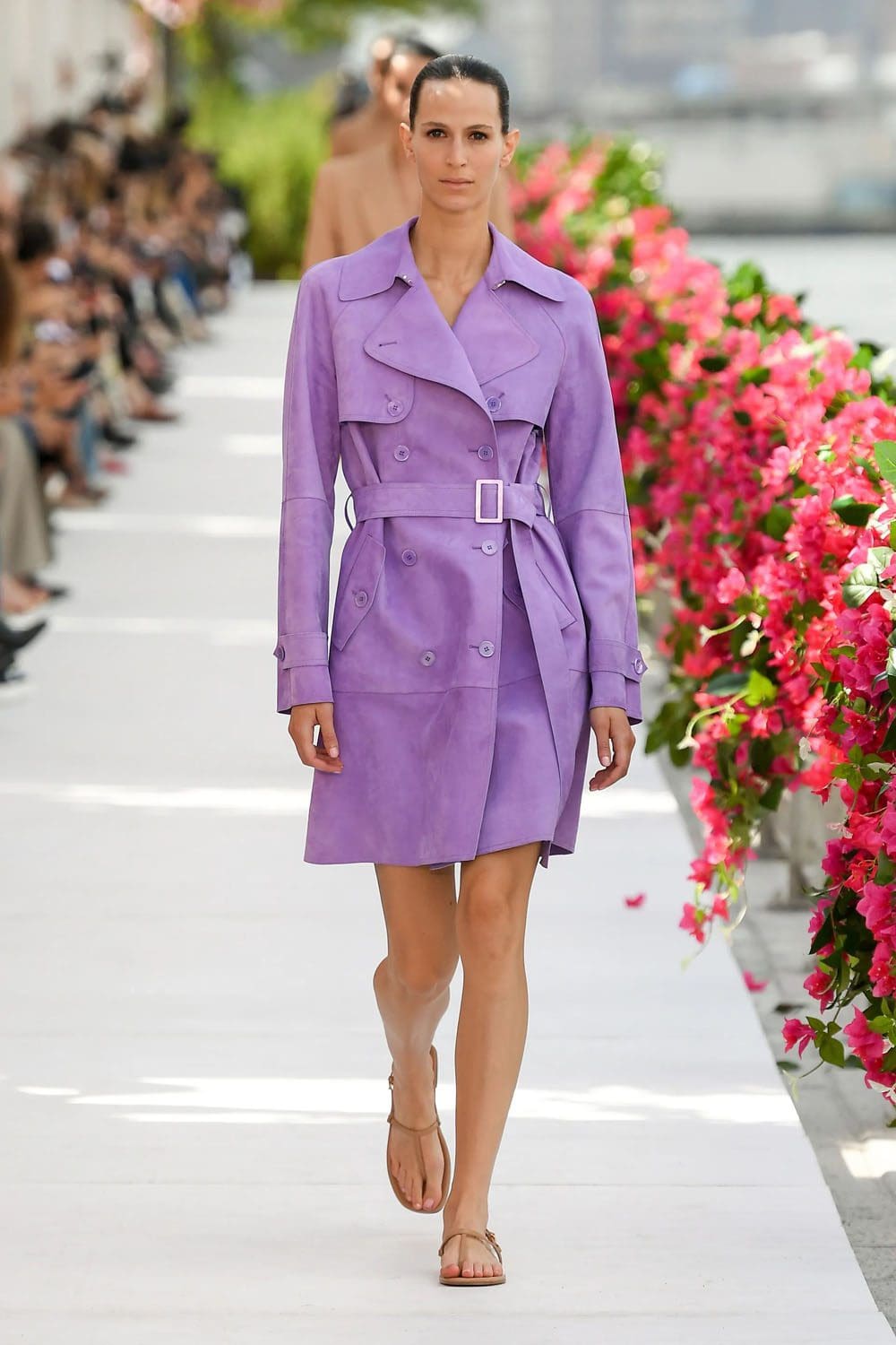 Michael Kors Printemps Été 2024 Paris Runway Magazine (30)