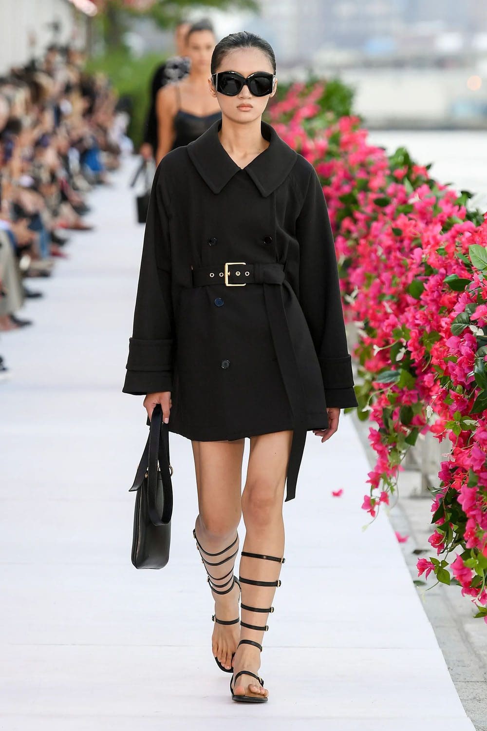 Michael Kors Printemps Été 2024 Paris Runway Magazine (46)