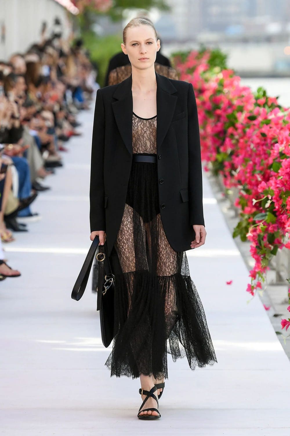 Michael Kors Printemps Été 2024 Paris Runway Magazine (53)