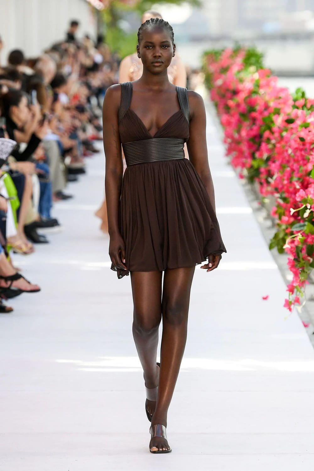 Michael Kors Printemps Été 2024 Paris Runway Magazine (62)