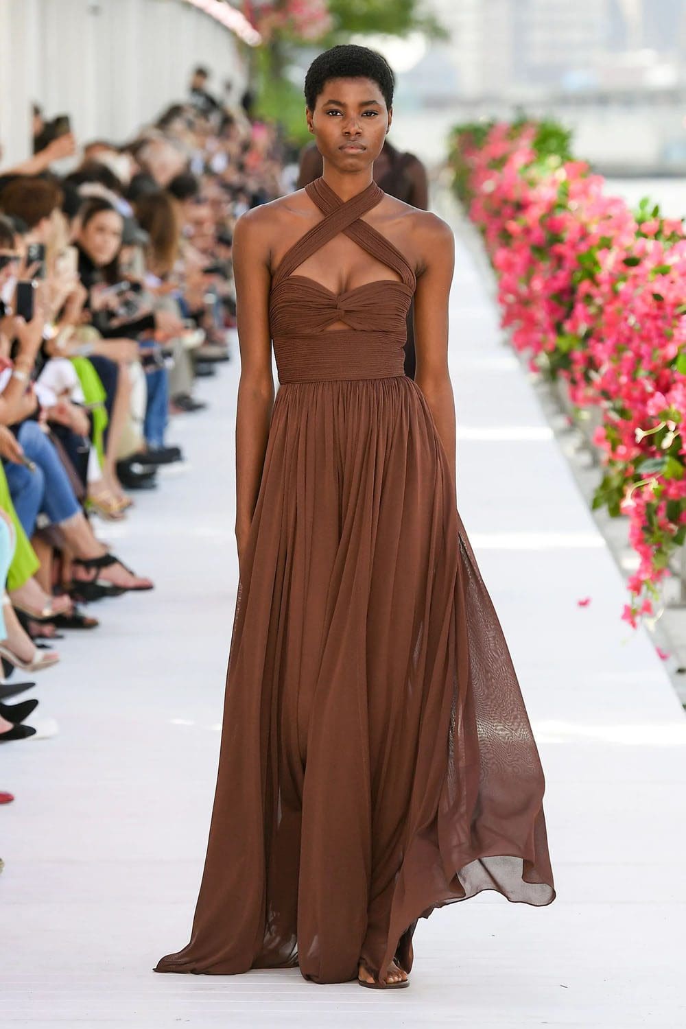 Michael Kors Printemps Été 2024 Paris Runway Magazine (65)