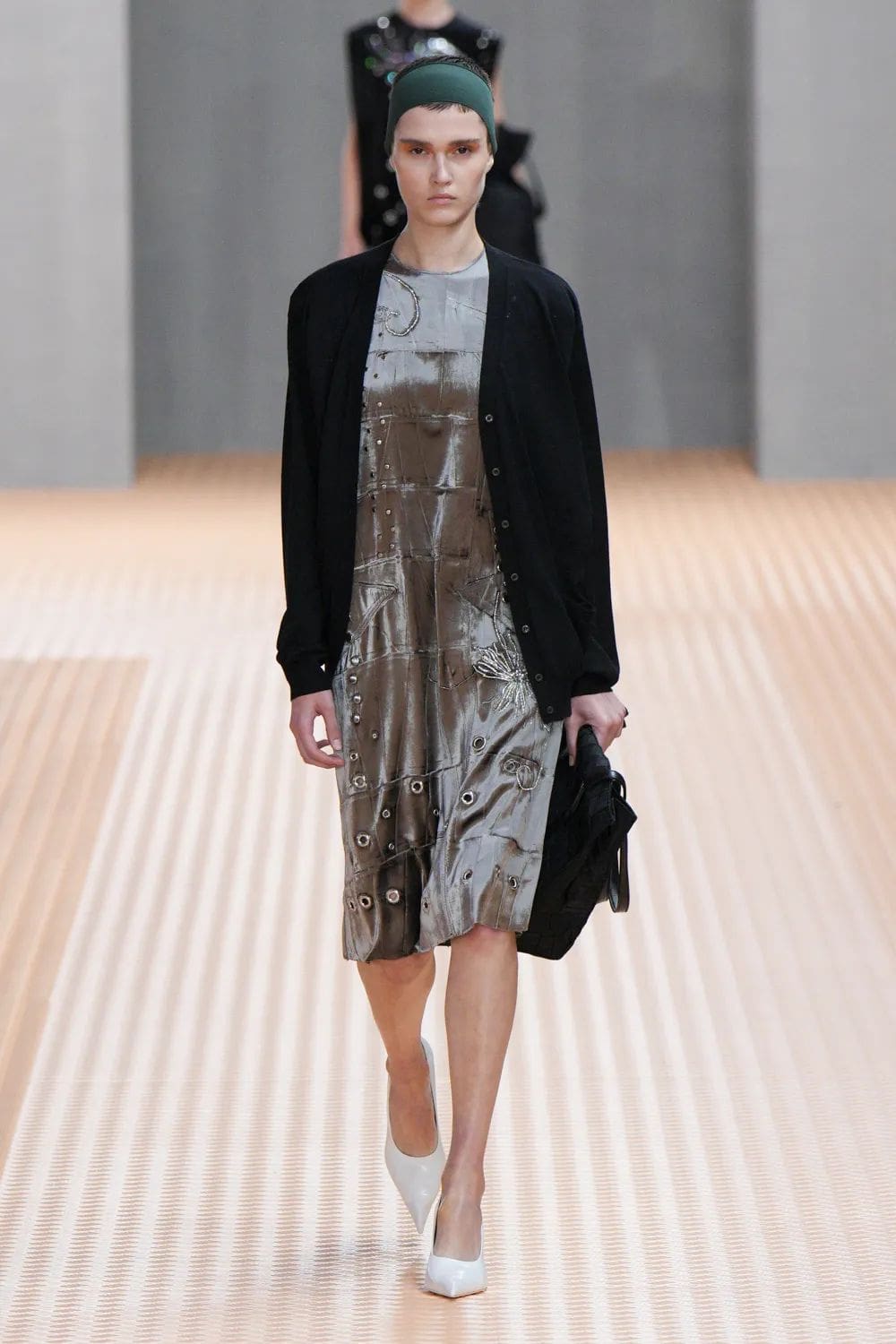 Prada Primavera Verano 2024 Runway Revista (24)