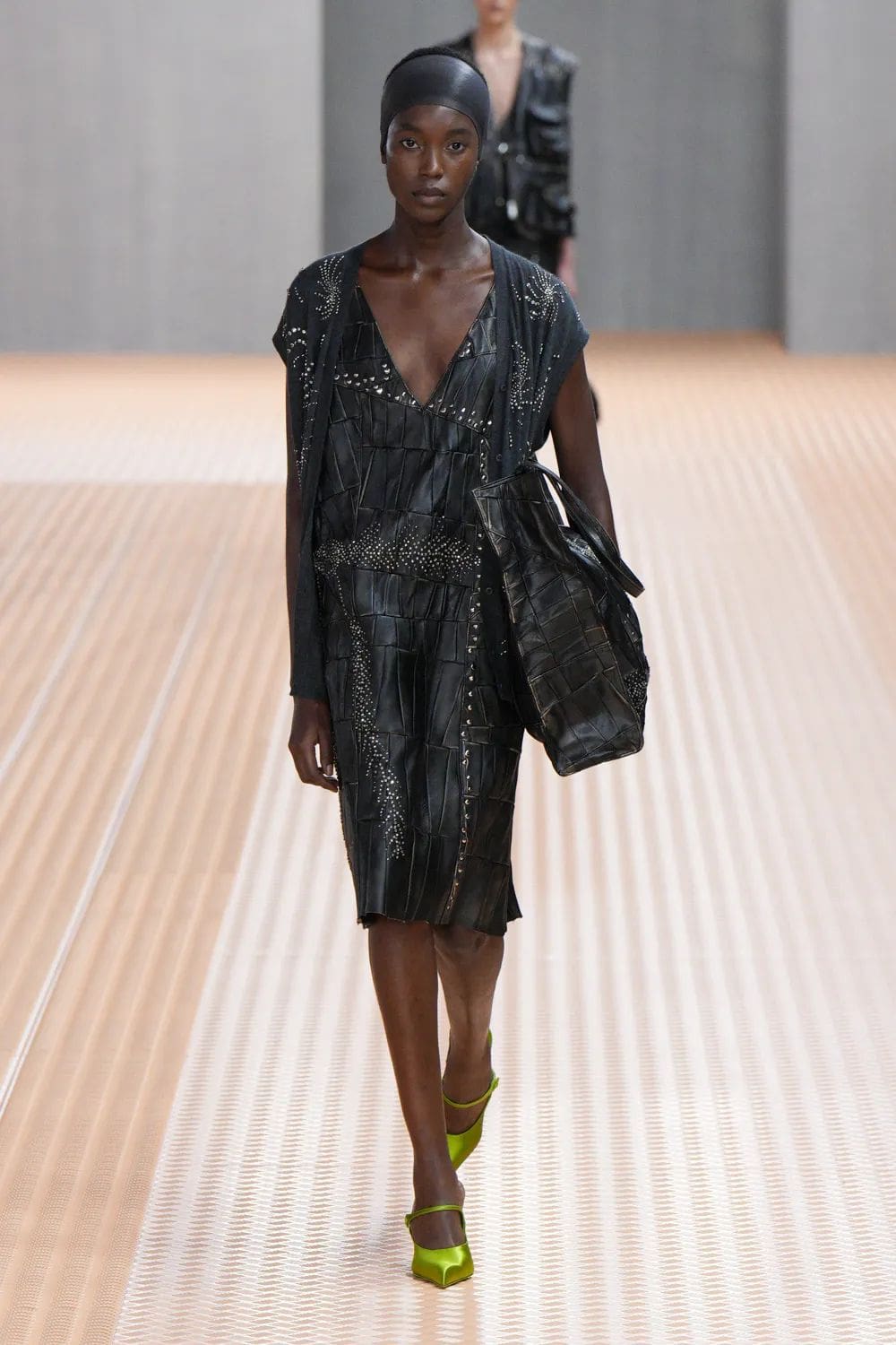 Prada Primavera Verano 2024 Runway Revista (35)